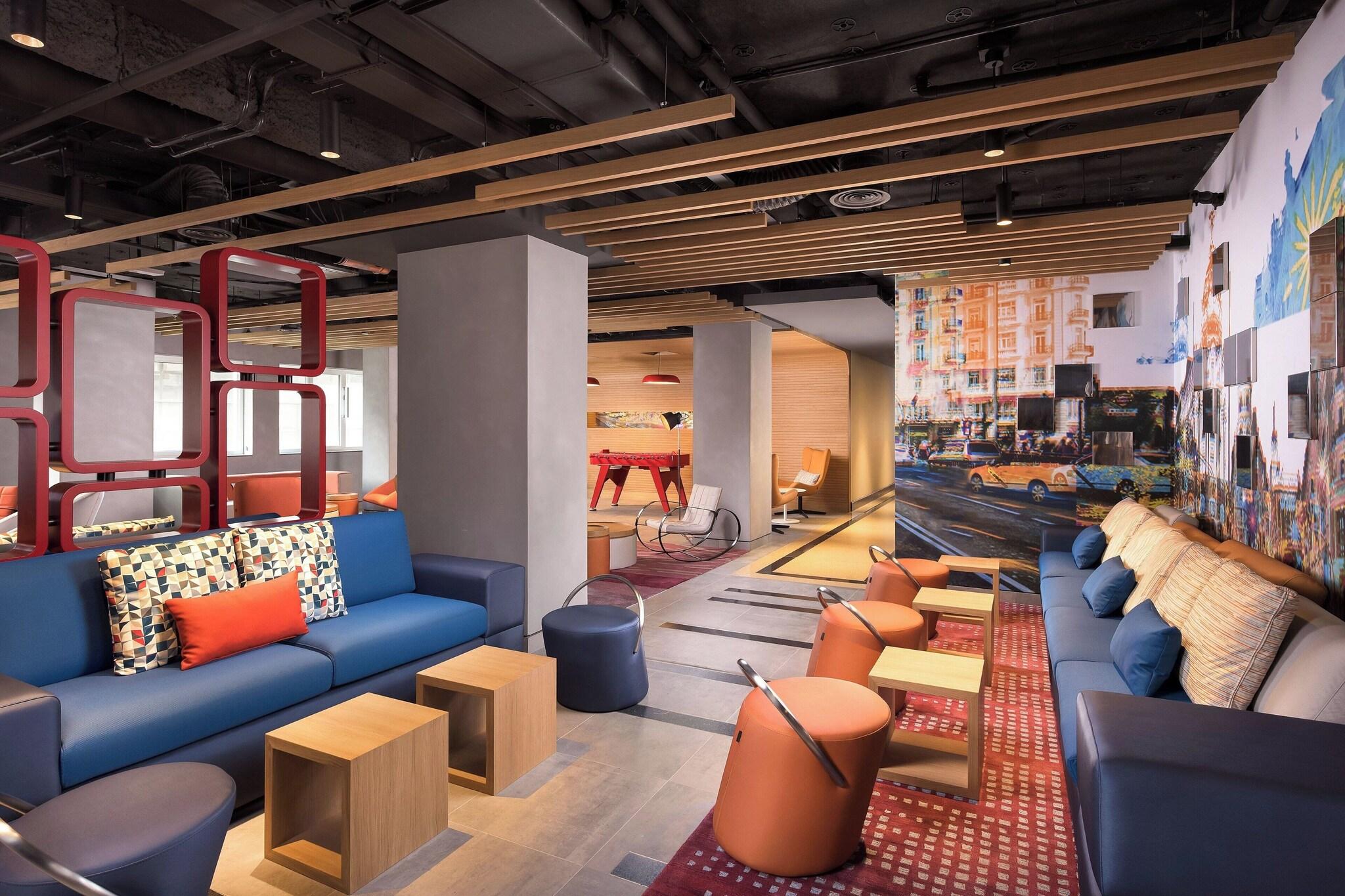 Aloft Madrid Gran Via by null