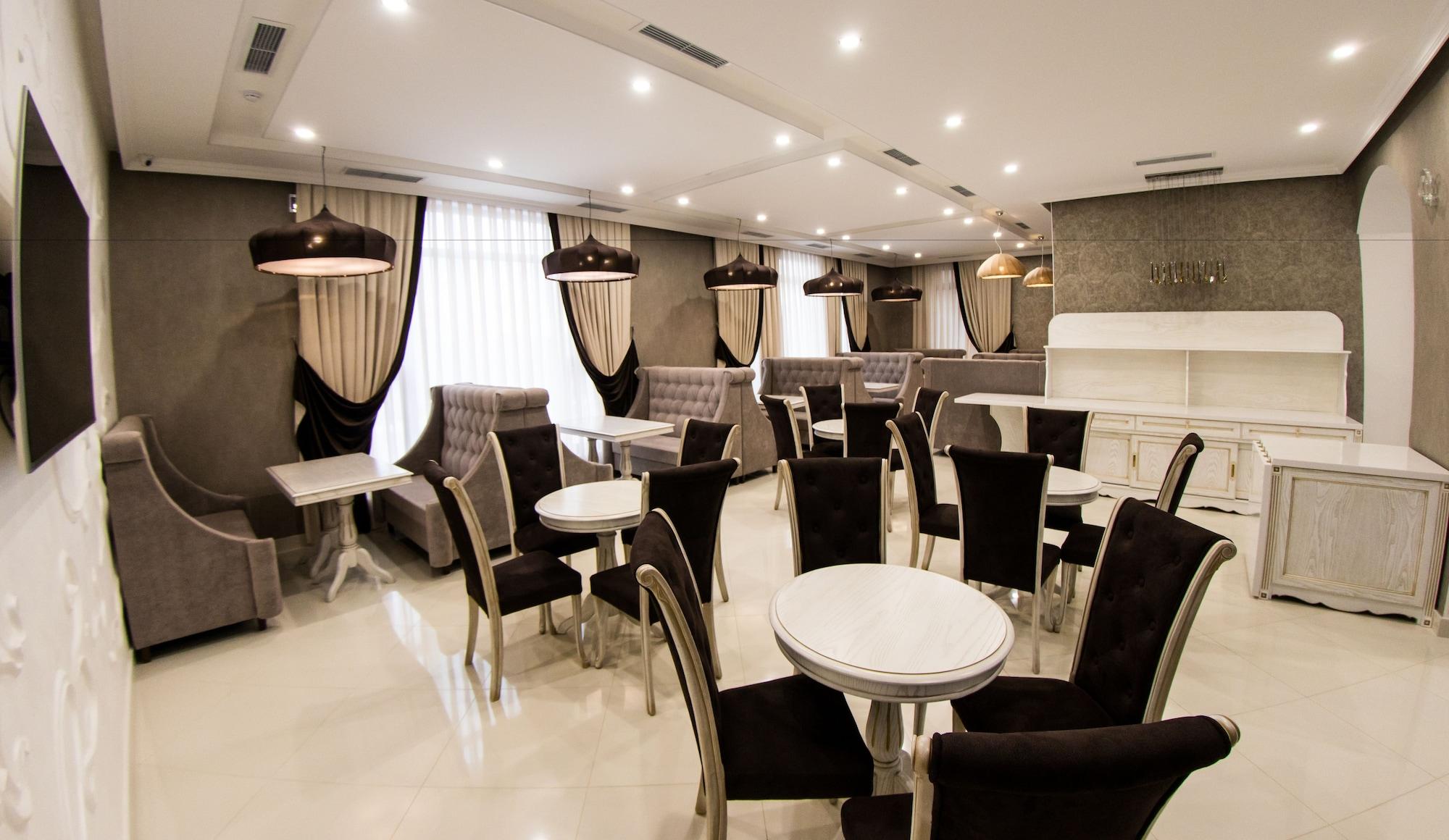 Aster Hotel Group Deluxe E