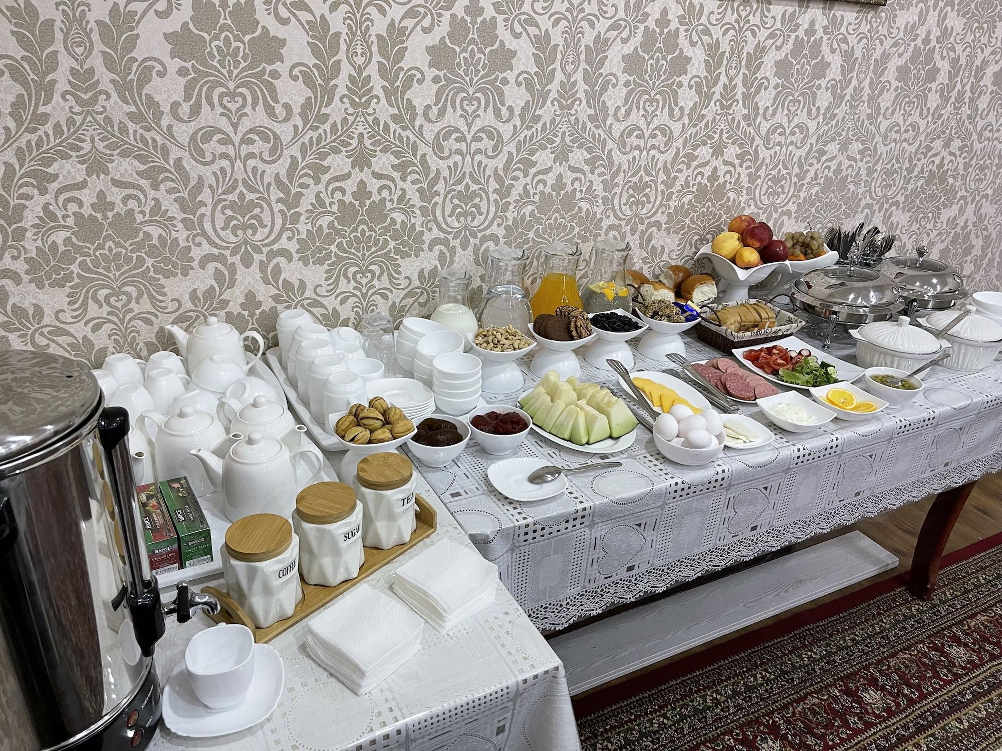 Samarkand Travel Inn E
