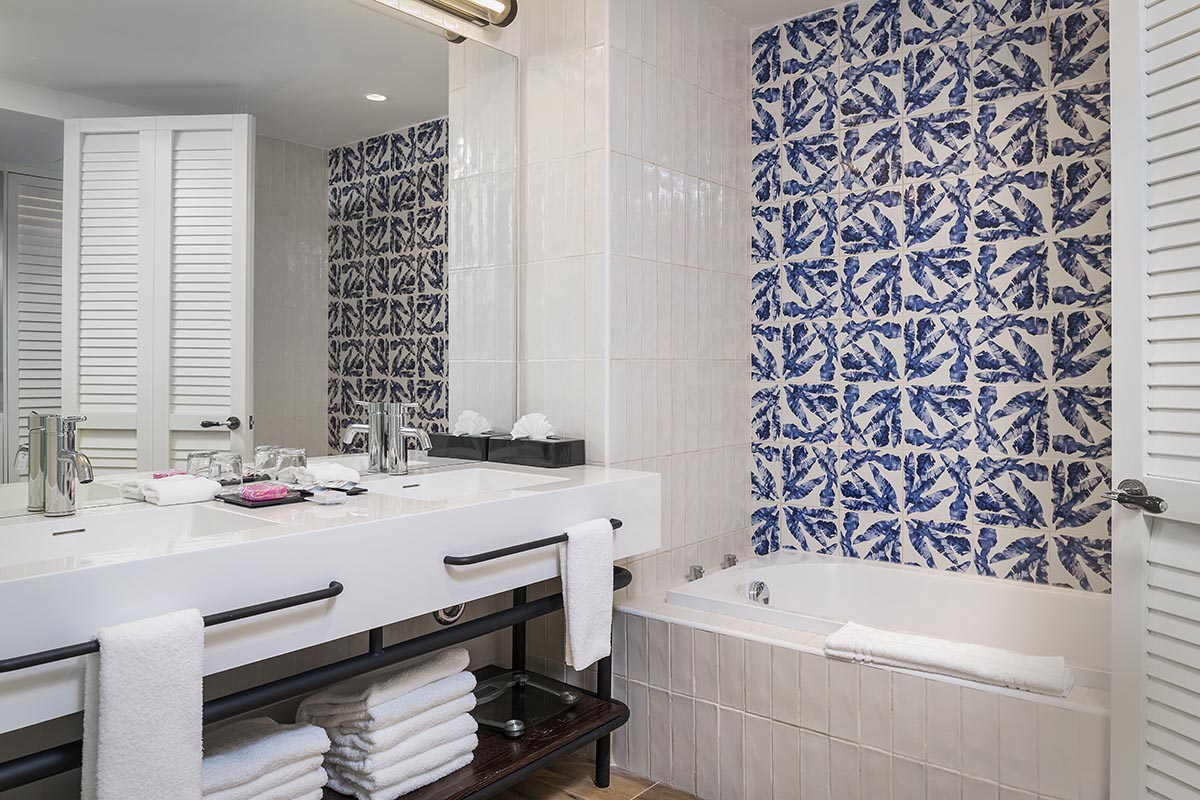 Ocean Coral Spring - All Inclusive