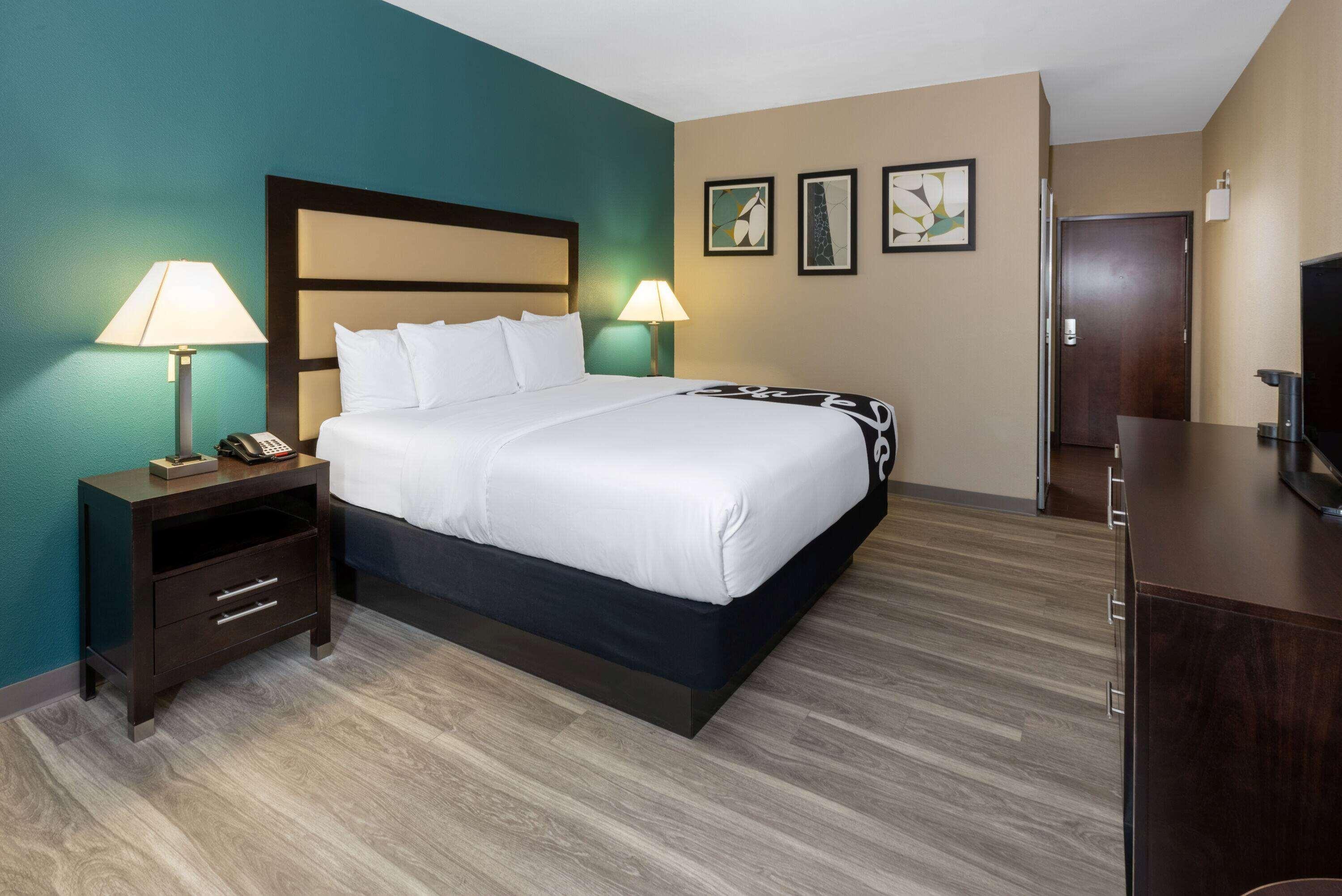 La Quinta Inn Suites By Wyndham Durant