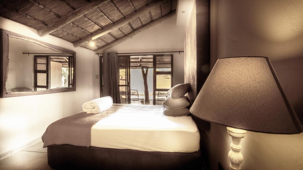 Bagatelle Kalahari Game Ranch by null