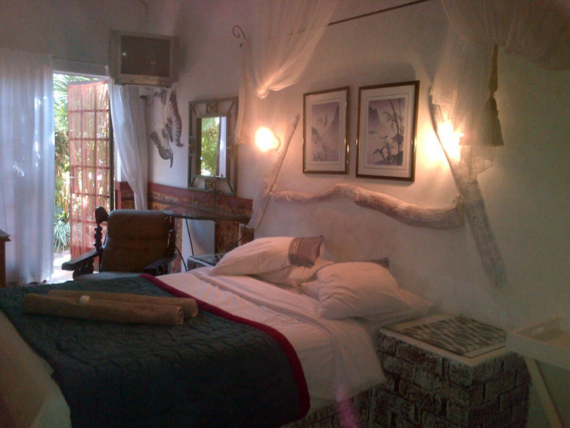 Golden Lantern Guest Lodge