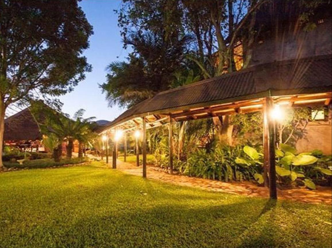 River House Lodge by null