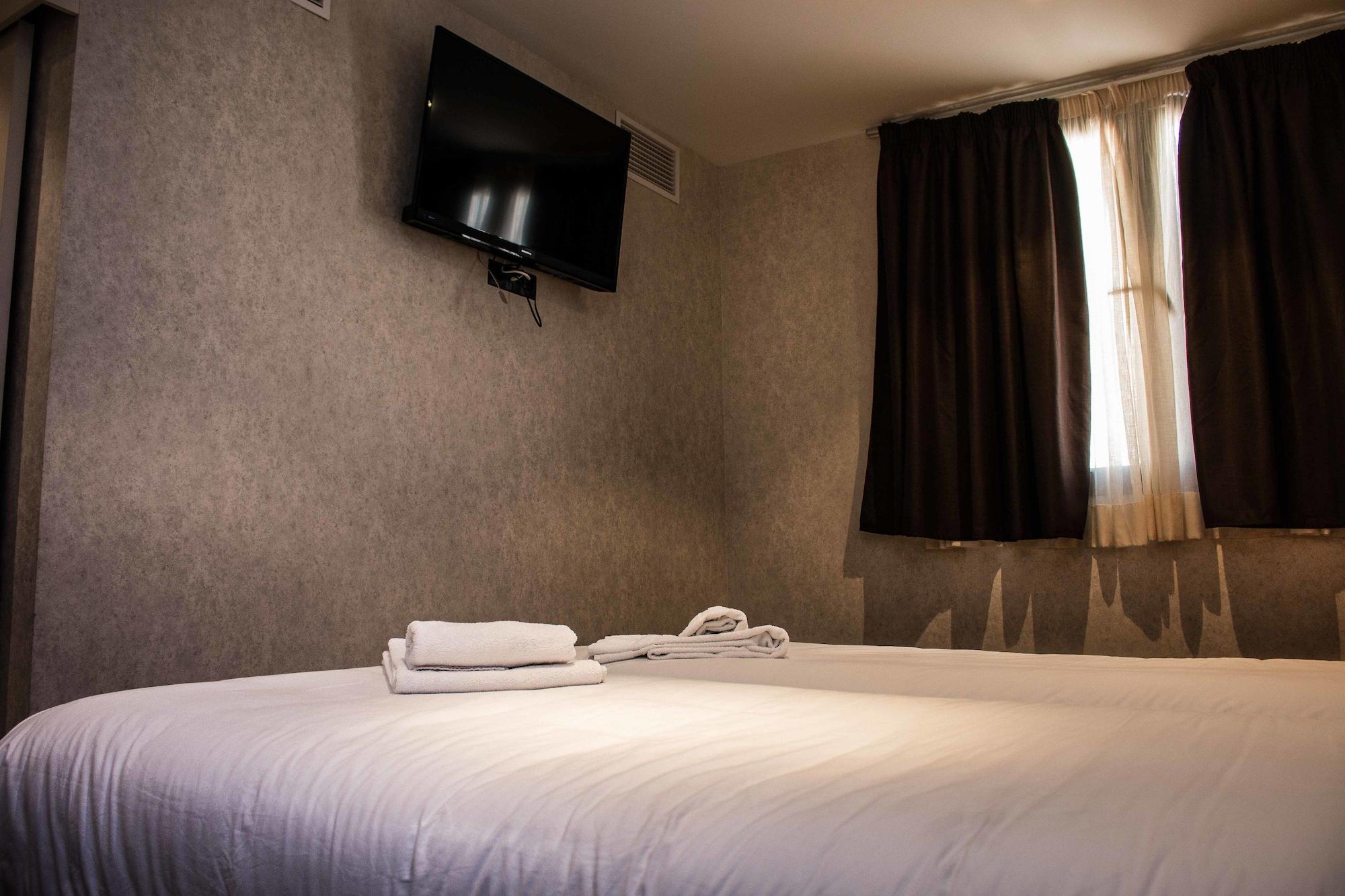 Black Swan Hostel Sevilla by null