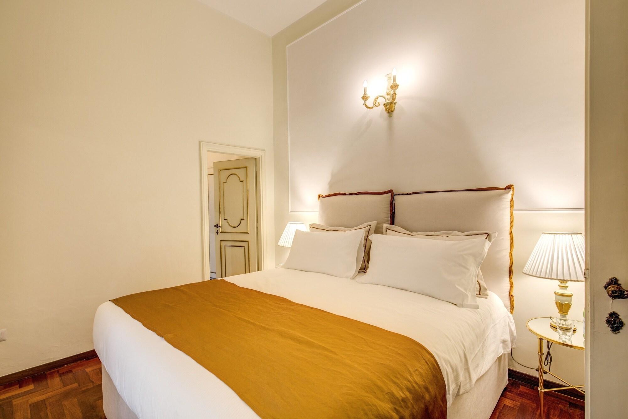 Pantheon View B&B, Rome by null