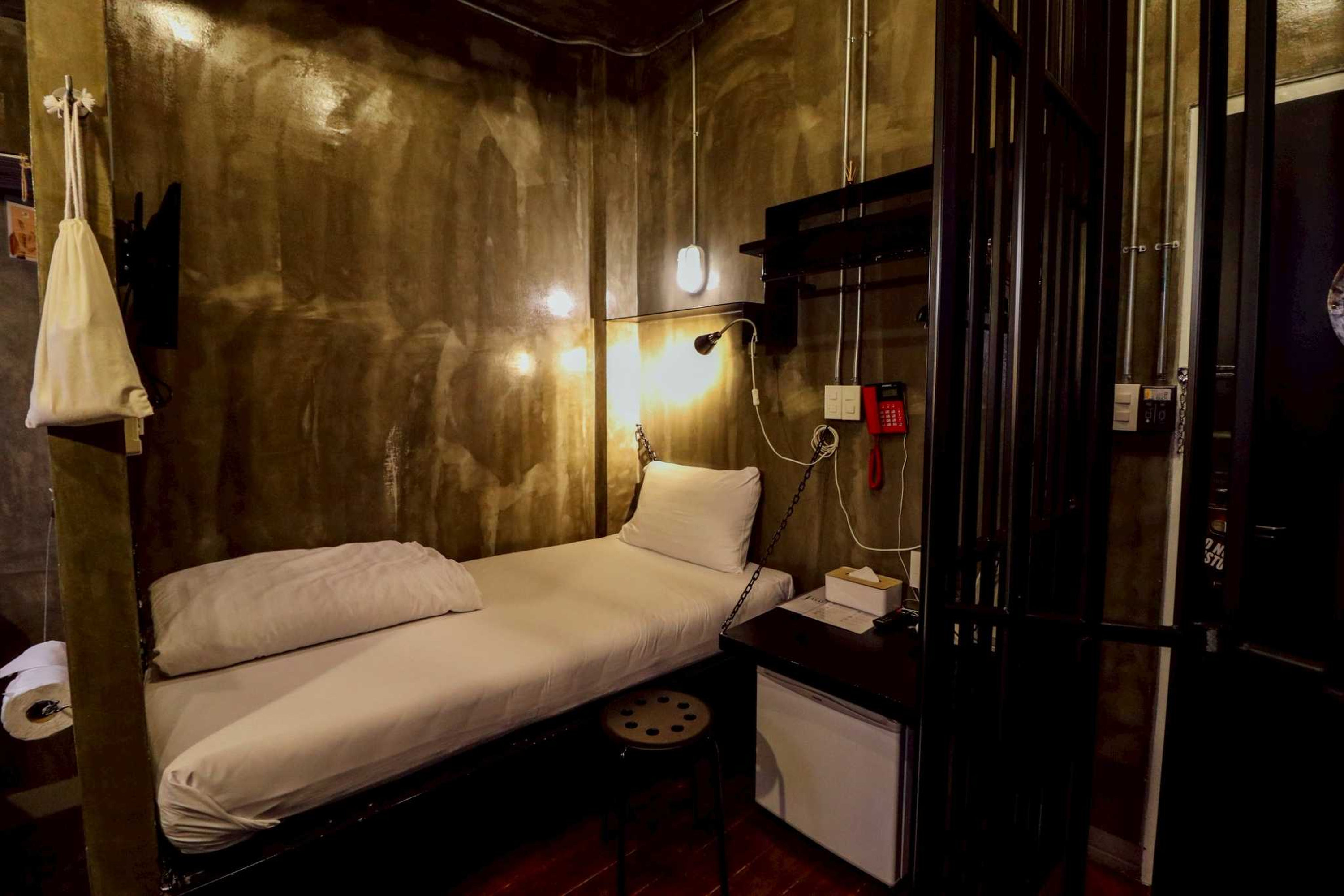 Collection O Jasaen Stylish Unique Hotel