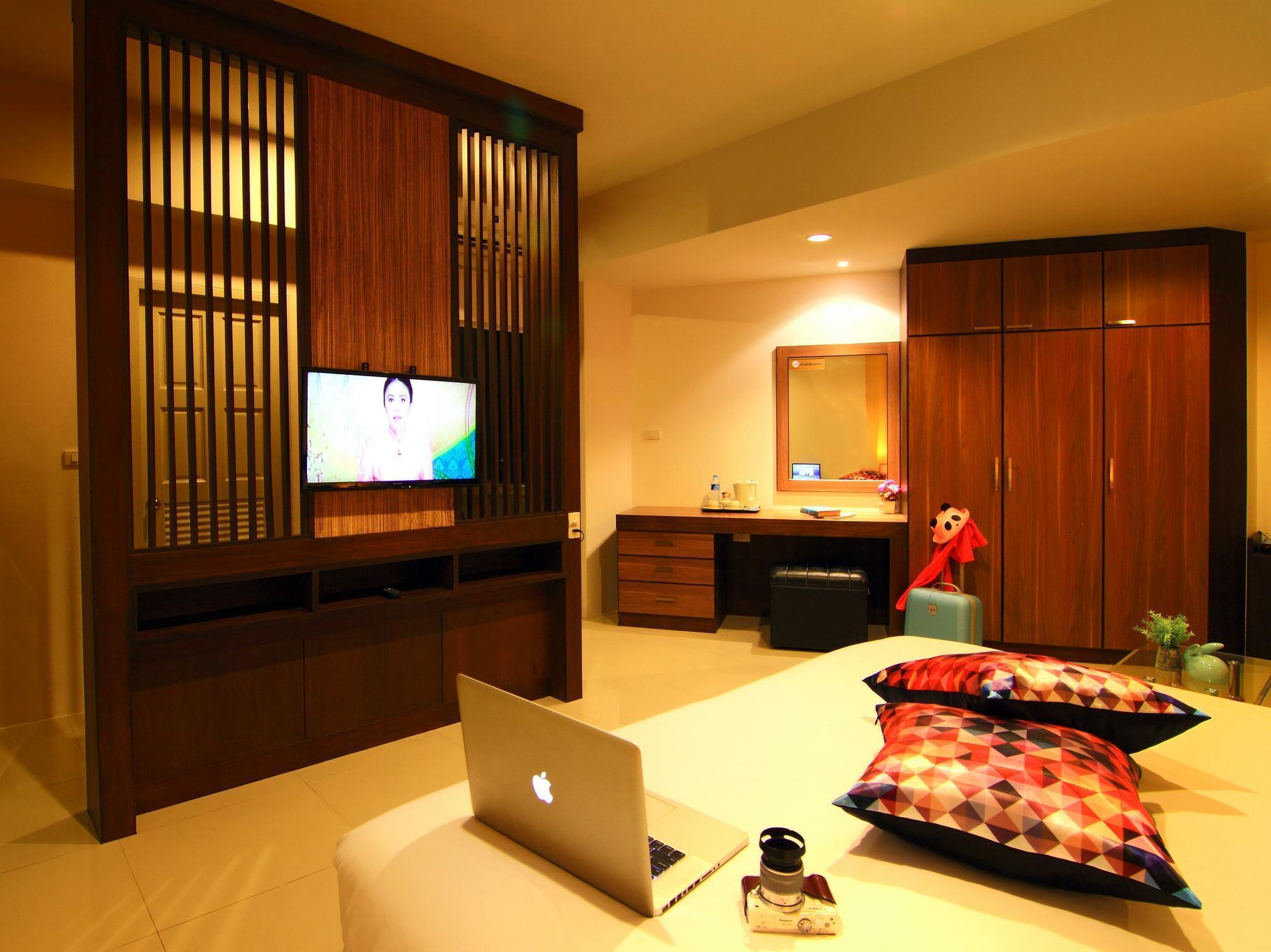 Cool Residence