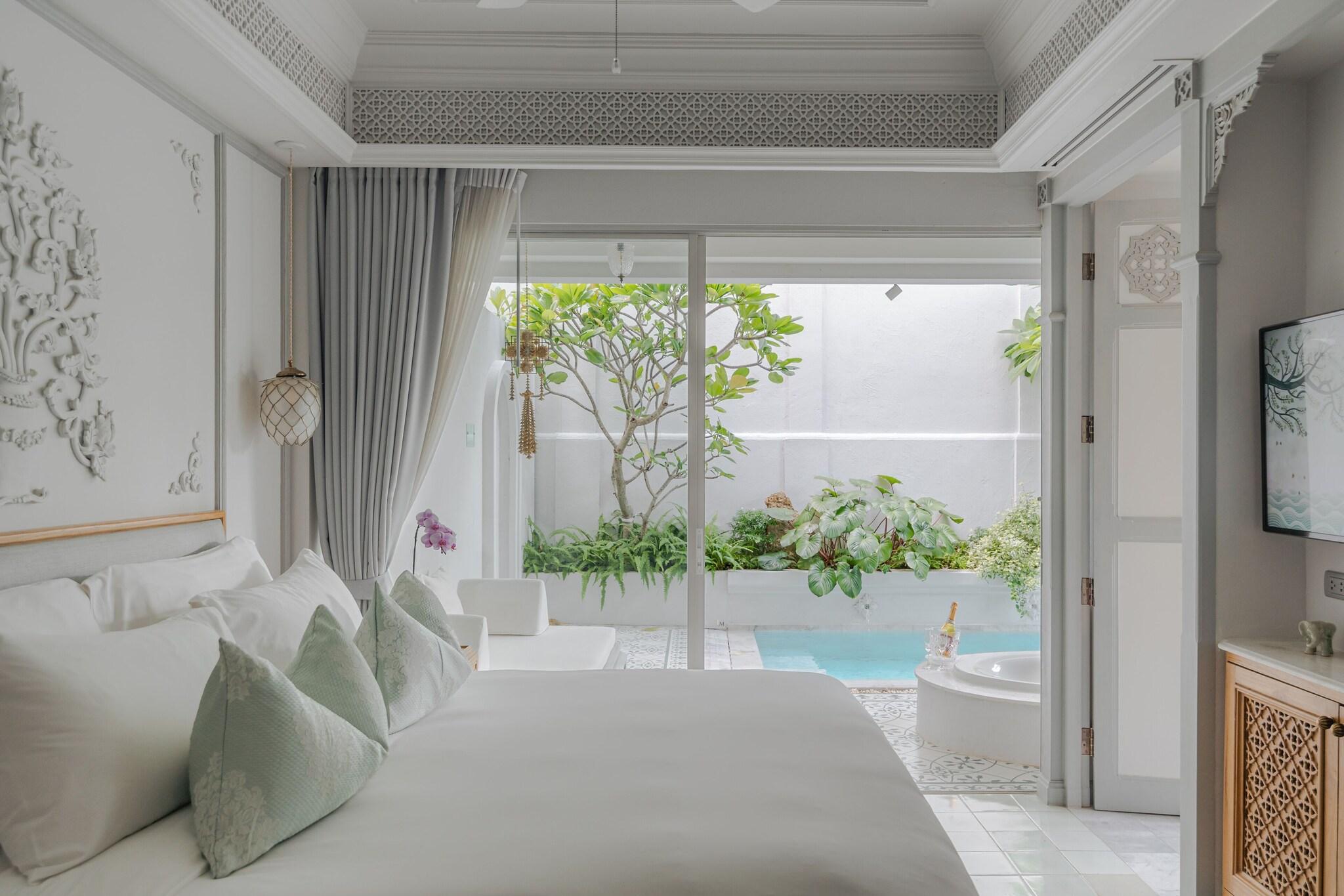 The Inside House by null