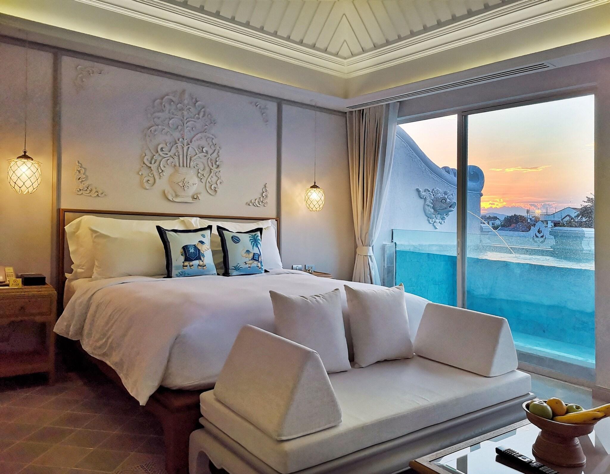 The Inside House by null