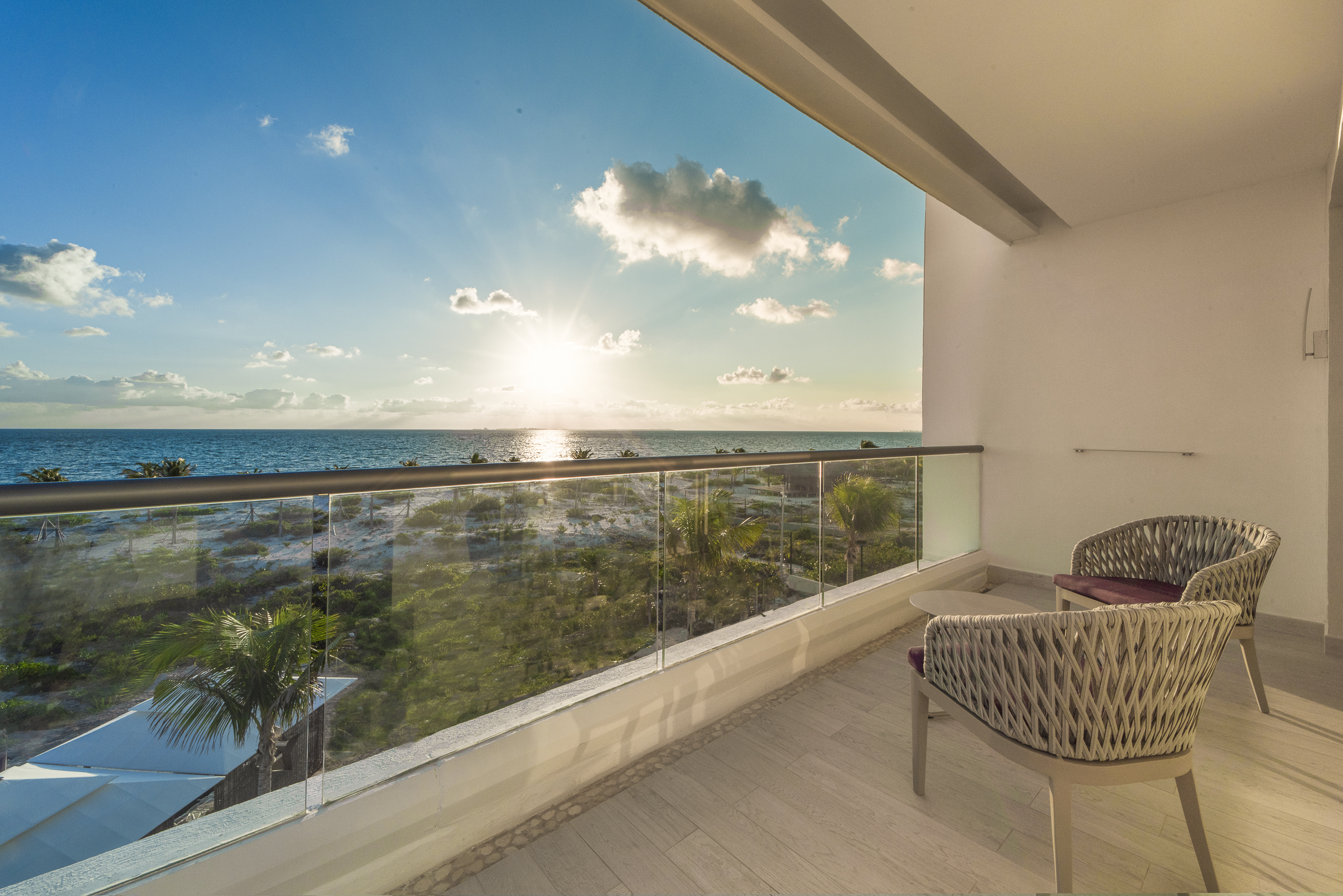 Planet Hollywood Adult Scene - All-Inclusive Resor