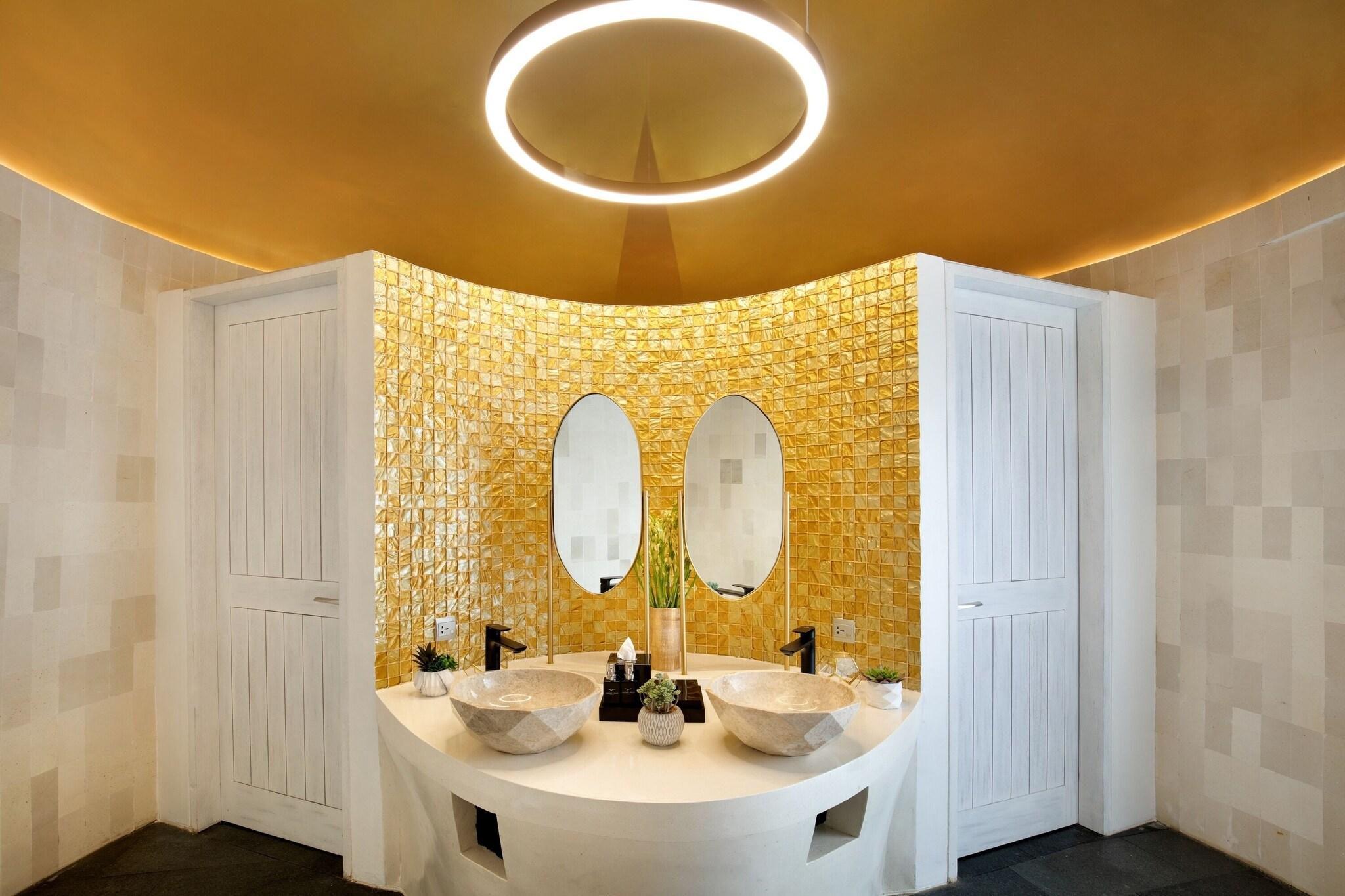 Hidden Hills Villas by null