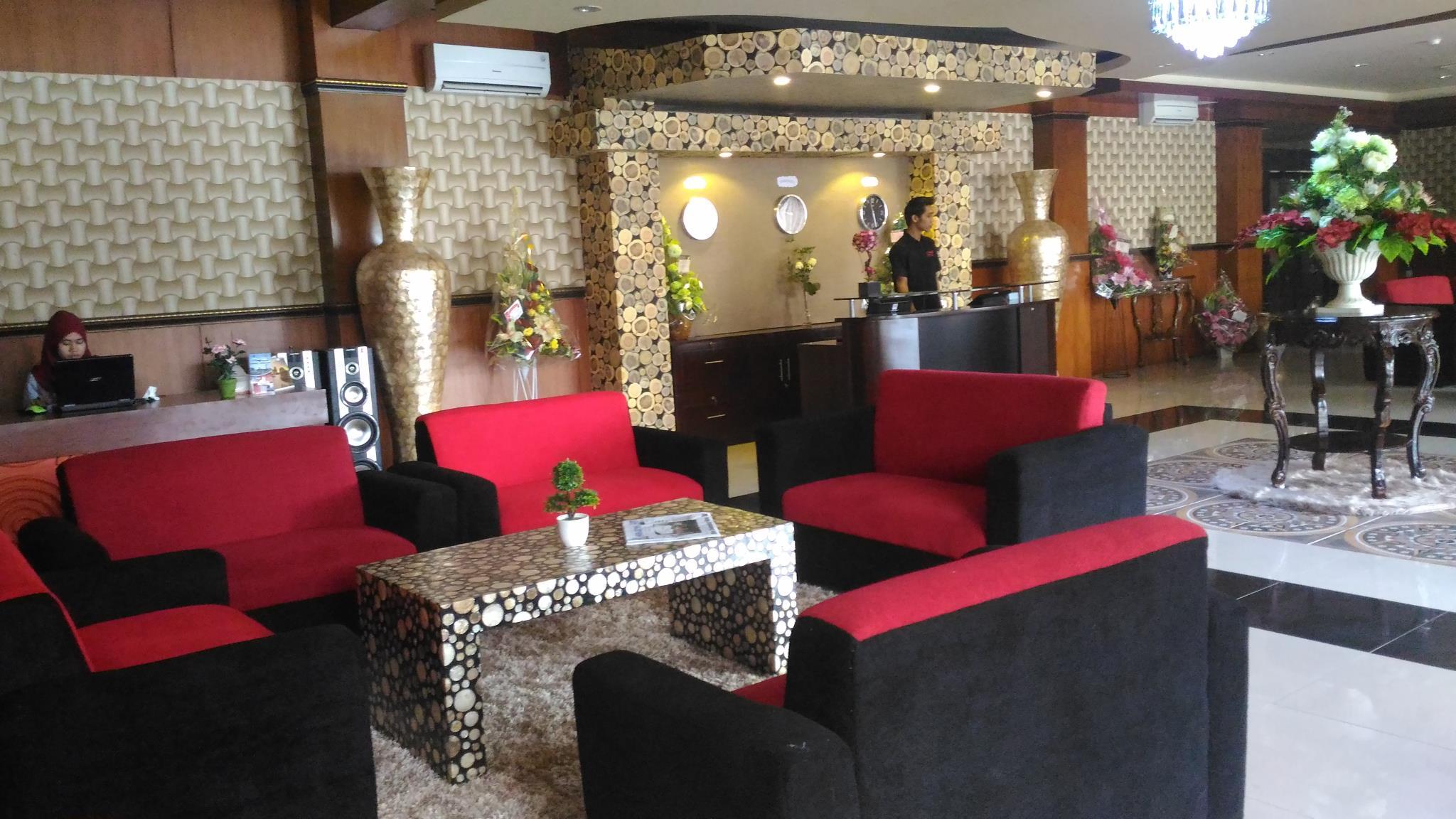 Red Chilies Hotel 