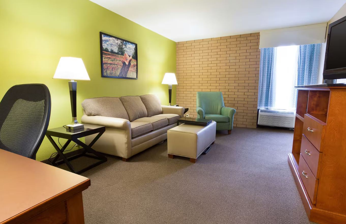 Heritage Inn Suites Houston/Sugar Land Trademark