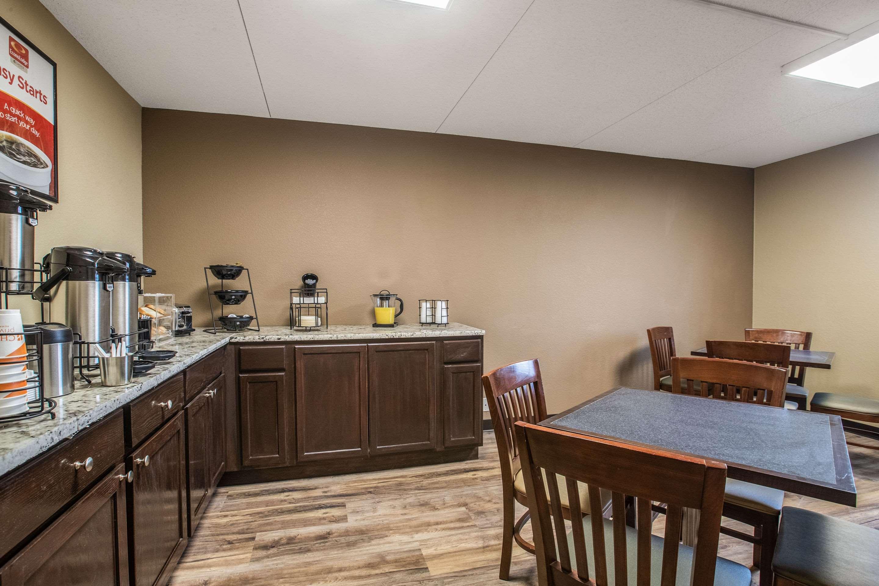Econo Lodge Albert Lea