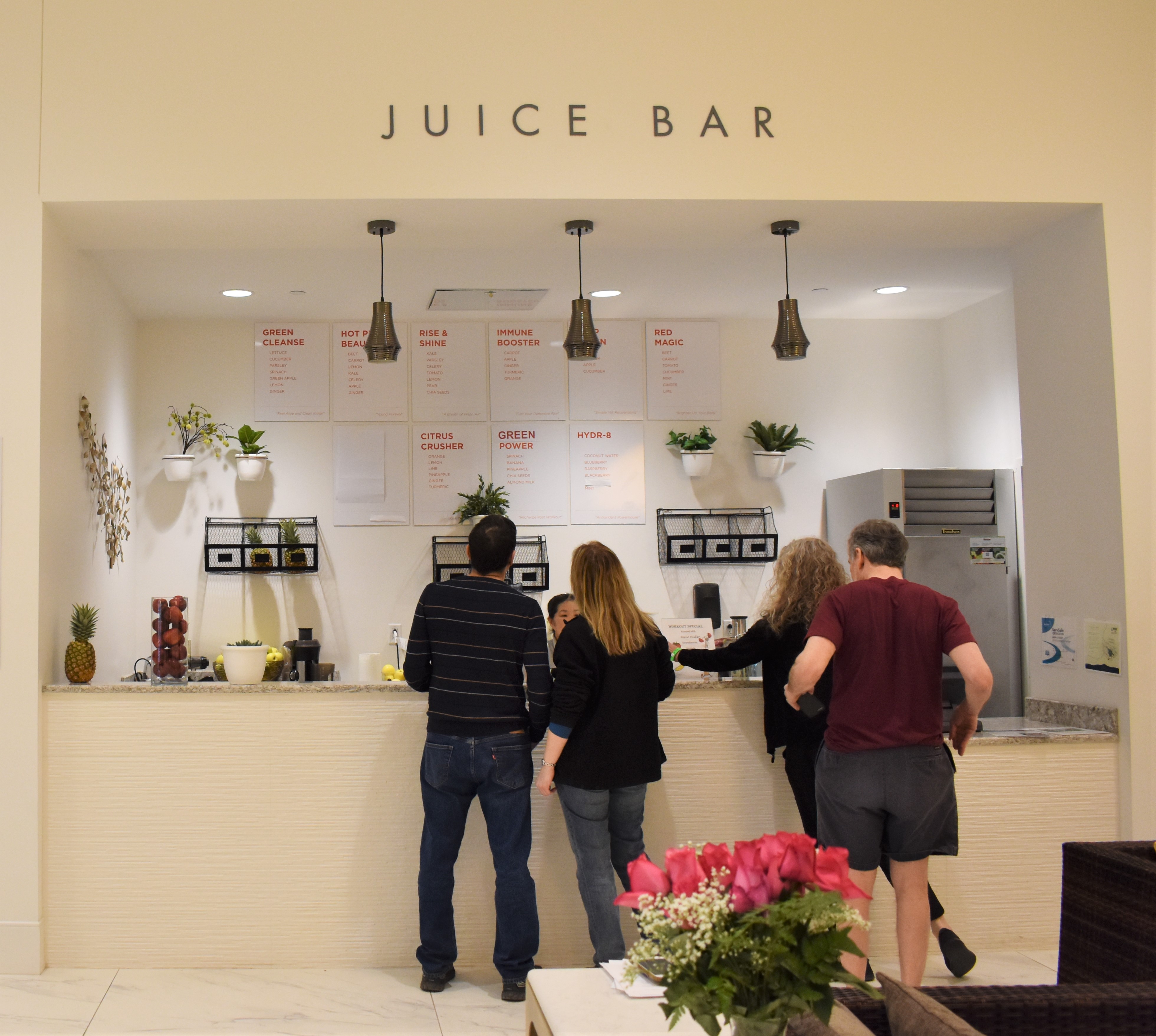 YO1 LONGEVITY & HEALTH RESORTS by null