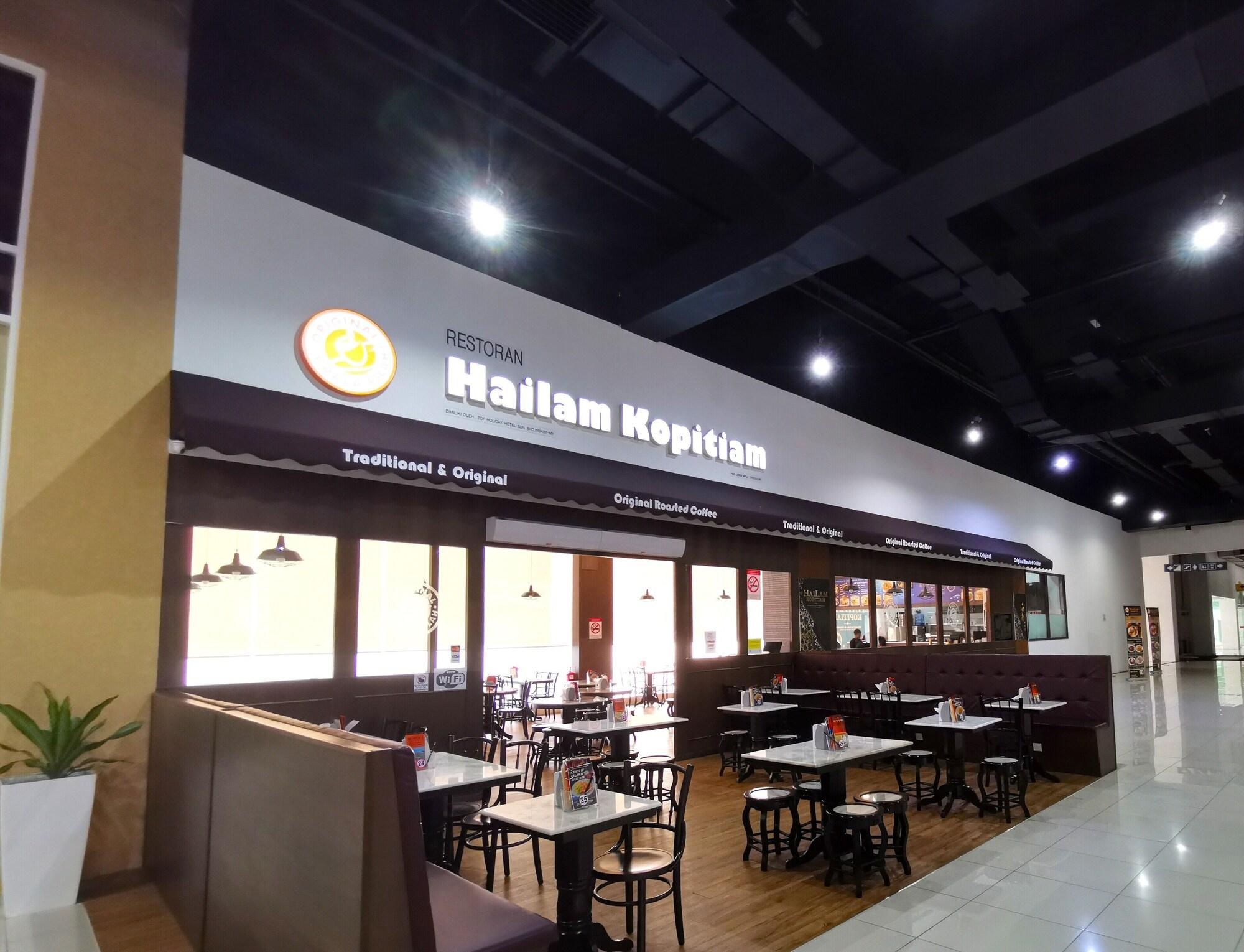 Top Holiday Hotel @ The Mines Seri Kembangan