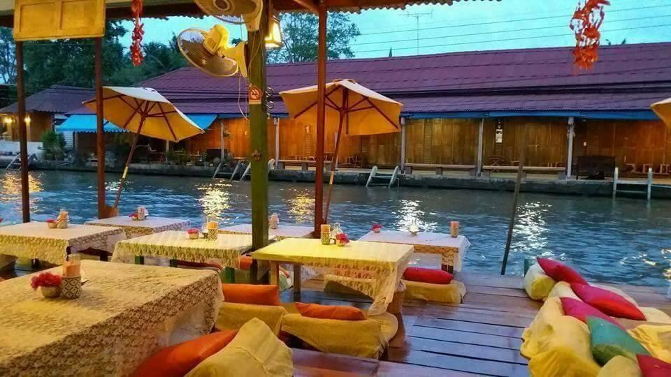 Baanrak Amphawa Homestay