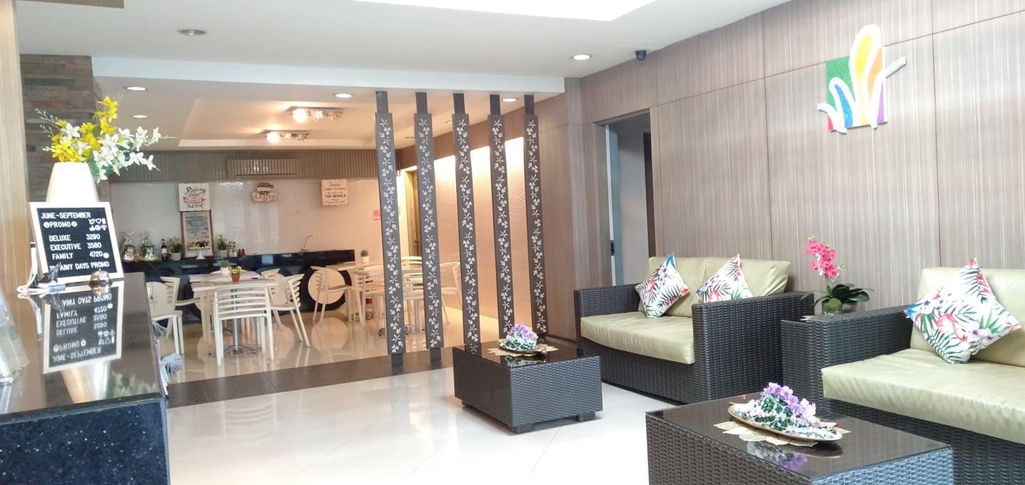 Magallanes Square Hotel