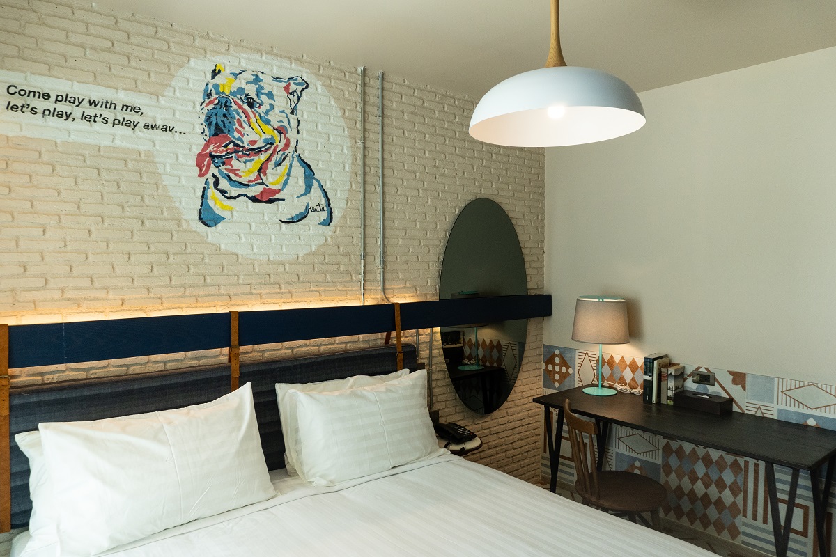 Tints of Blue Residence by null