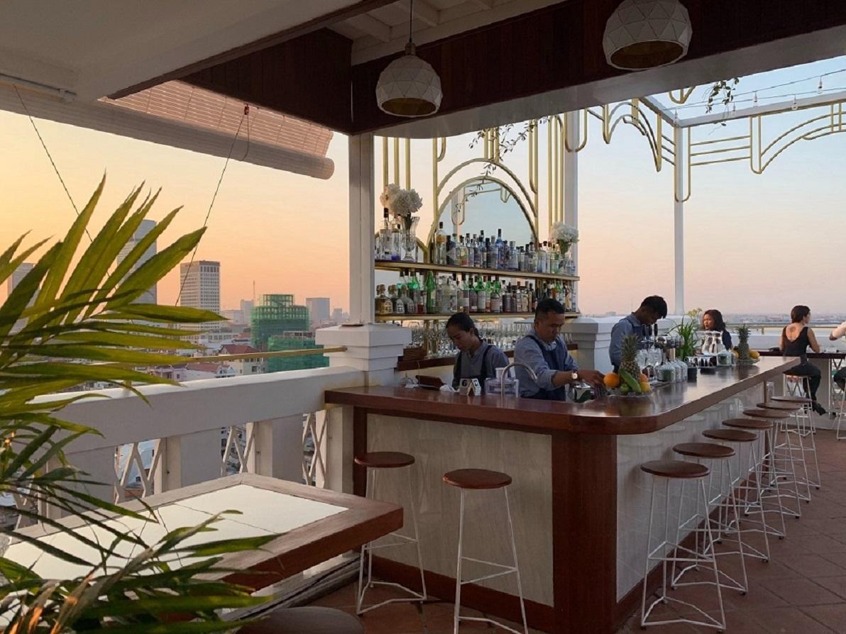 Point Boutique Hotel