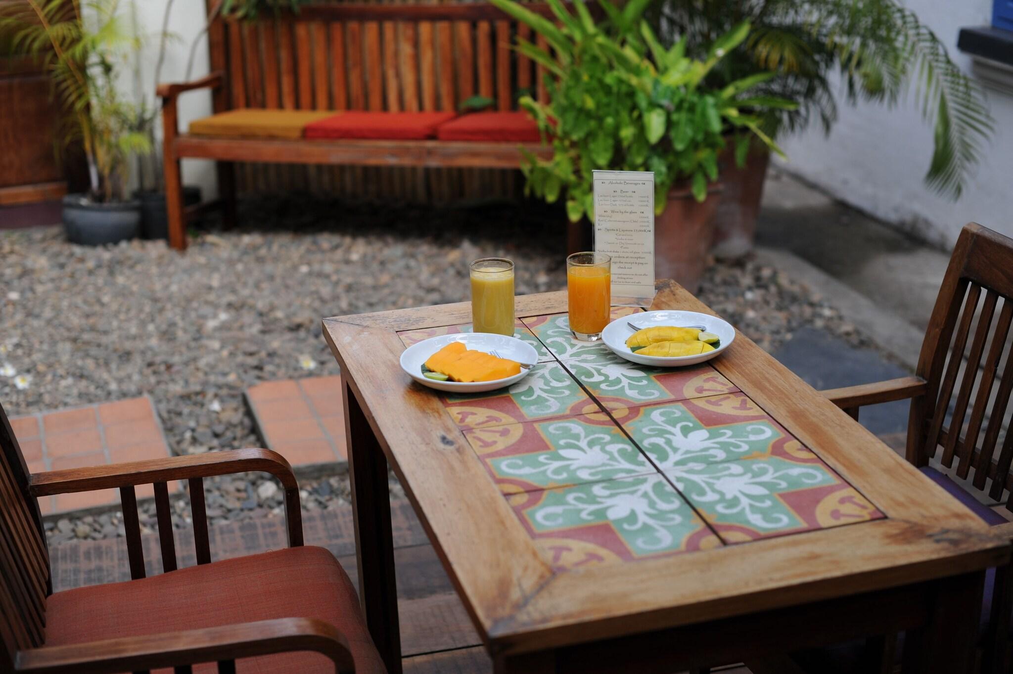 Lotus Villa  Hotel