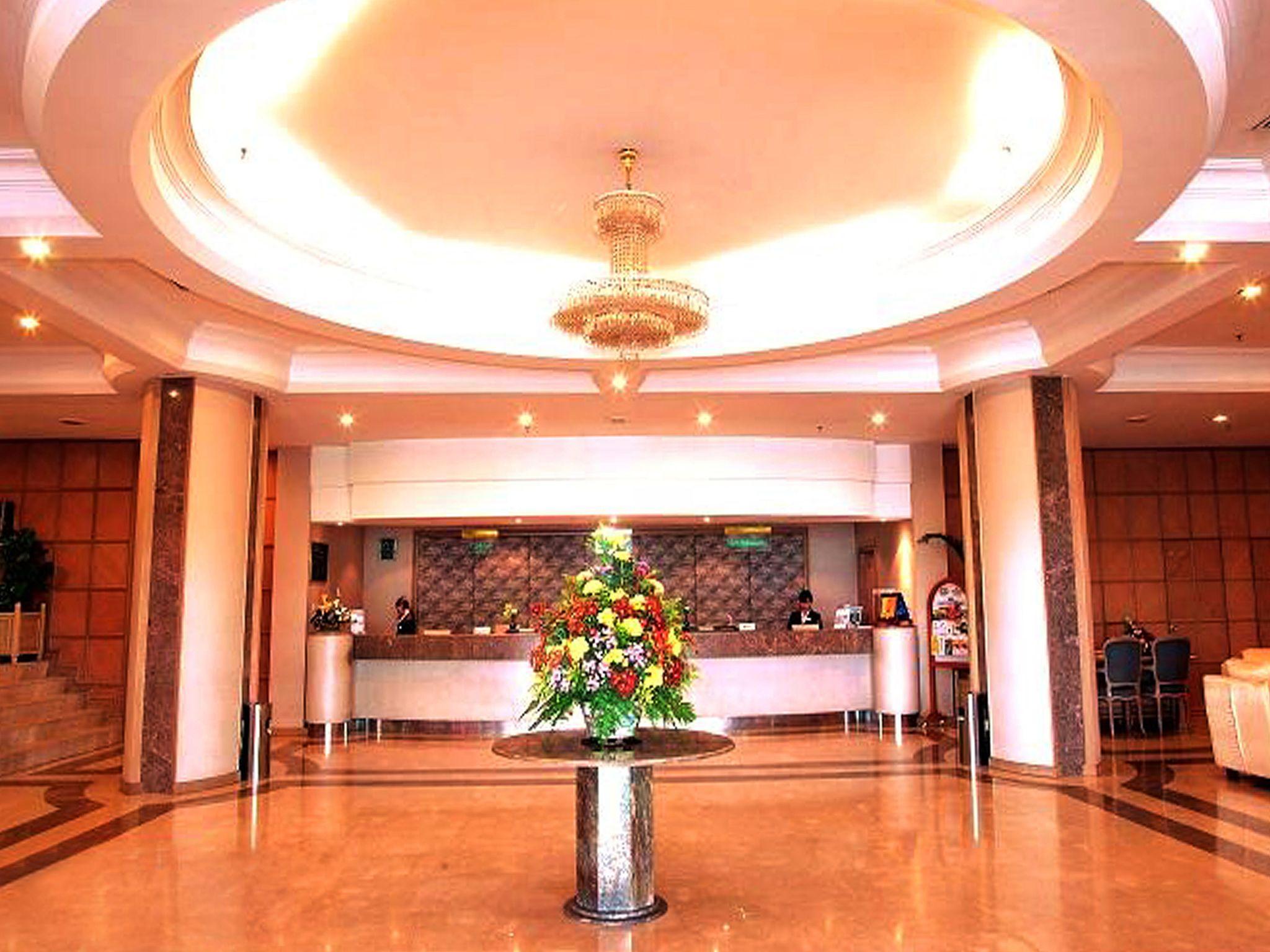 Dynasty Hotel