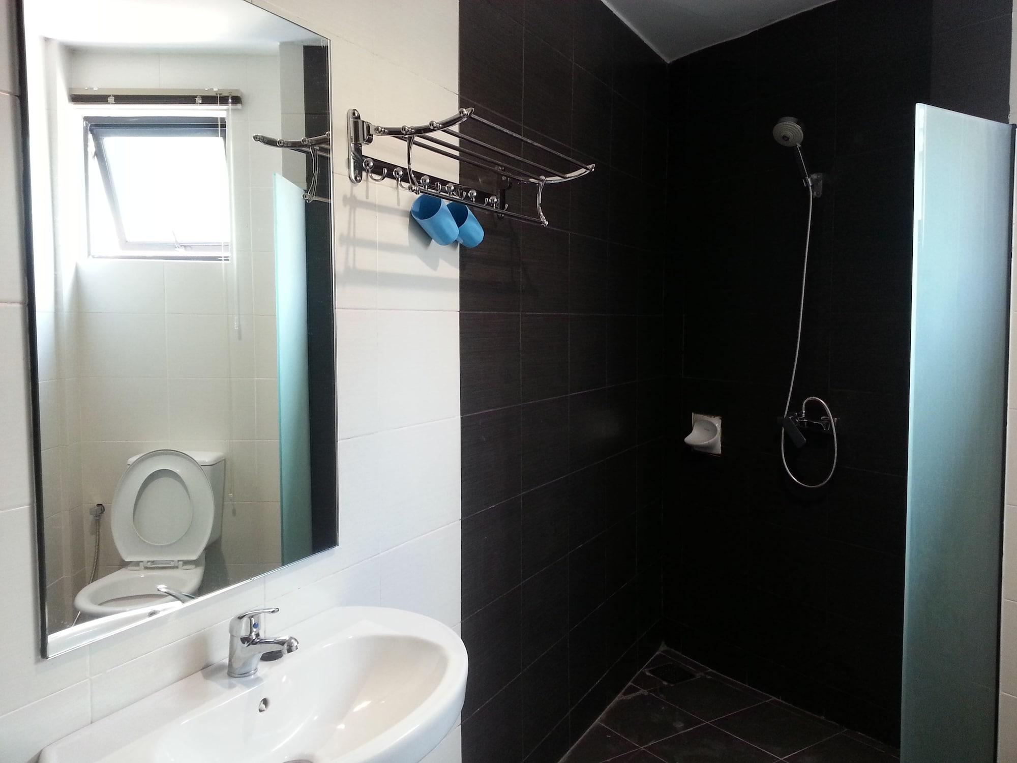 Padungan Hotel by null