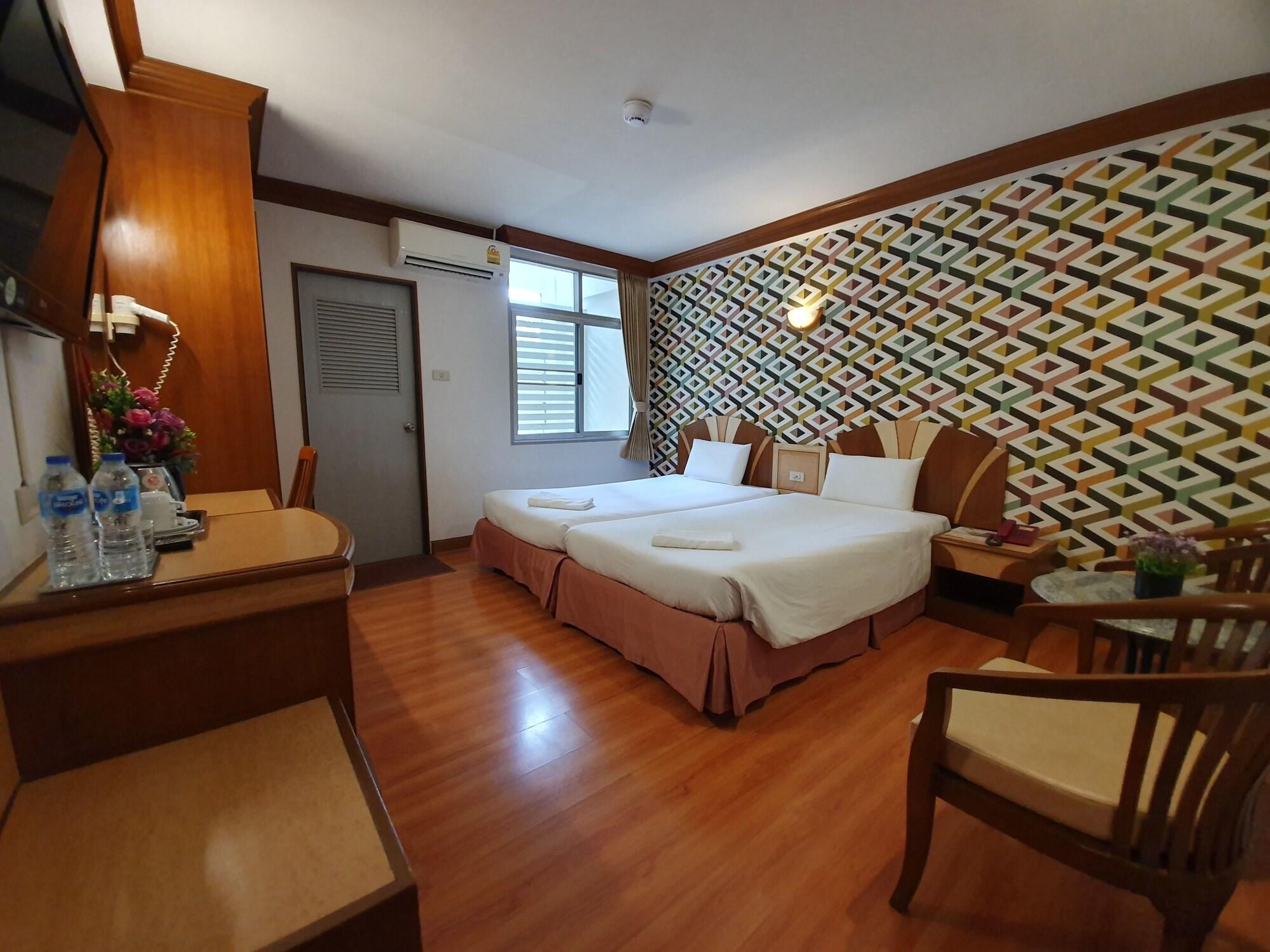 Sakol Hotel