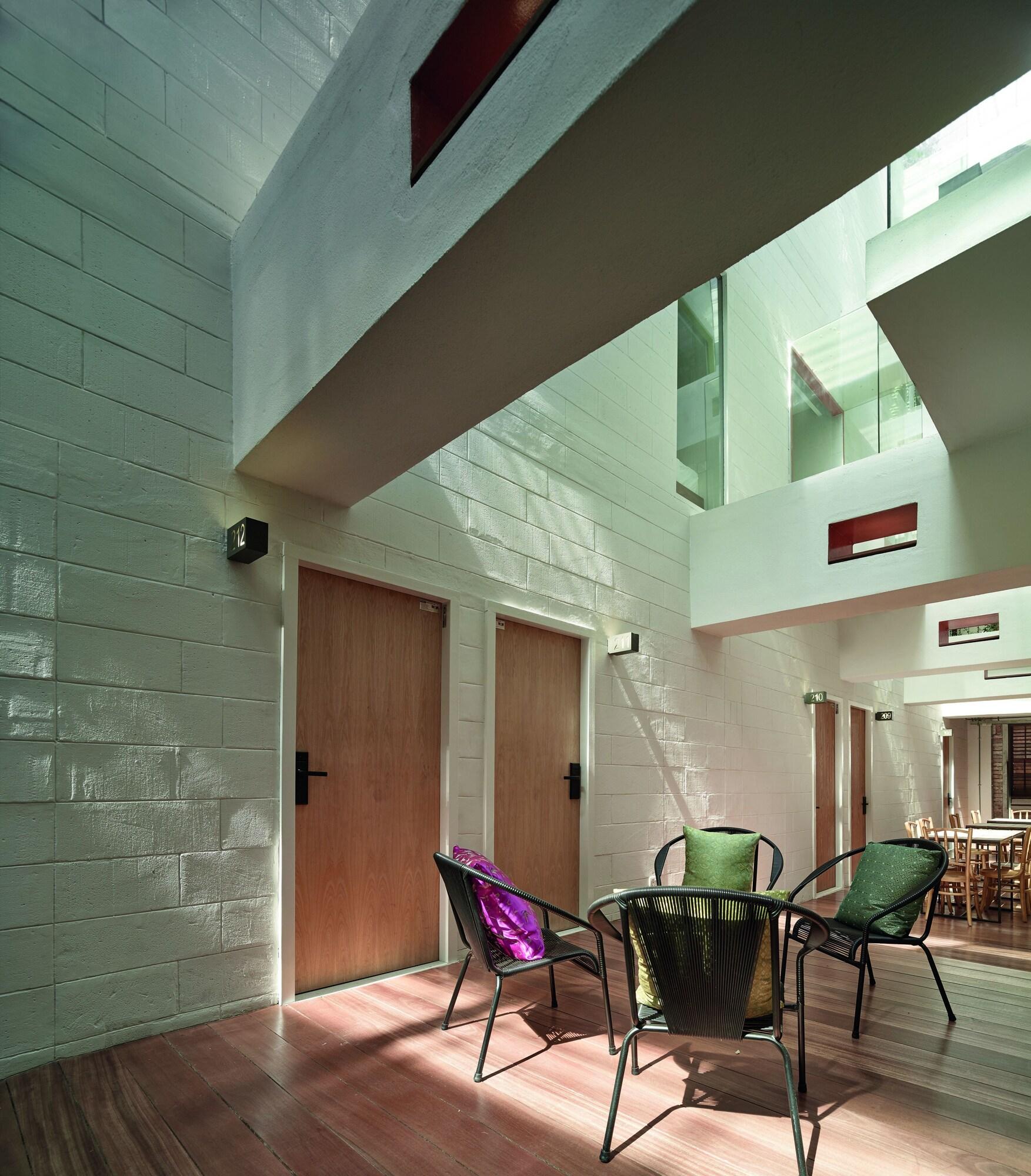 Lantern Hotel