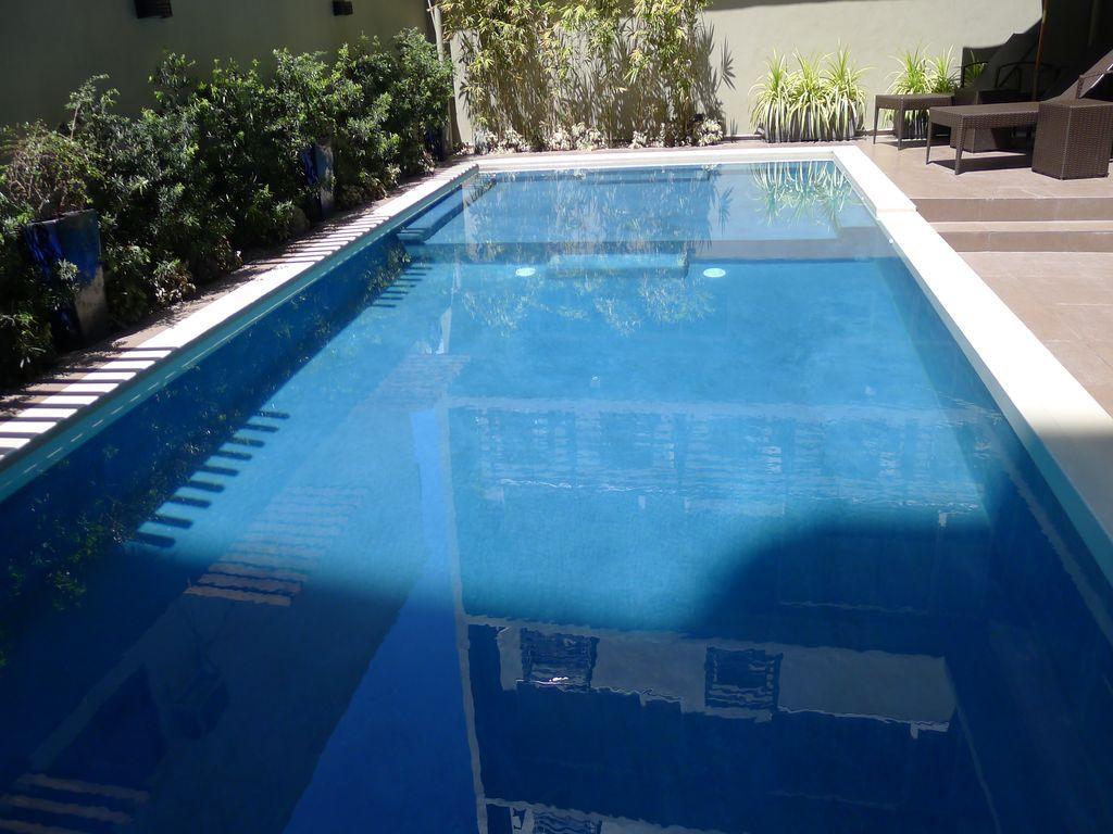 88 Courtyard Hotel