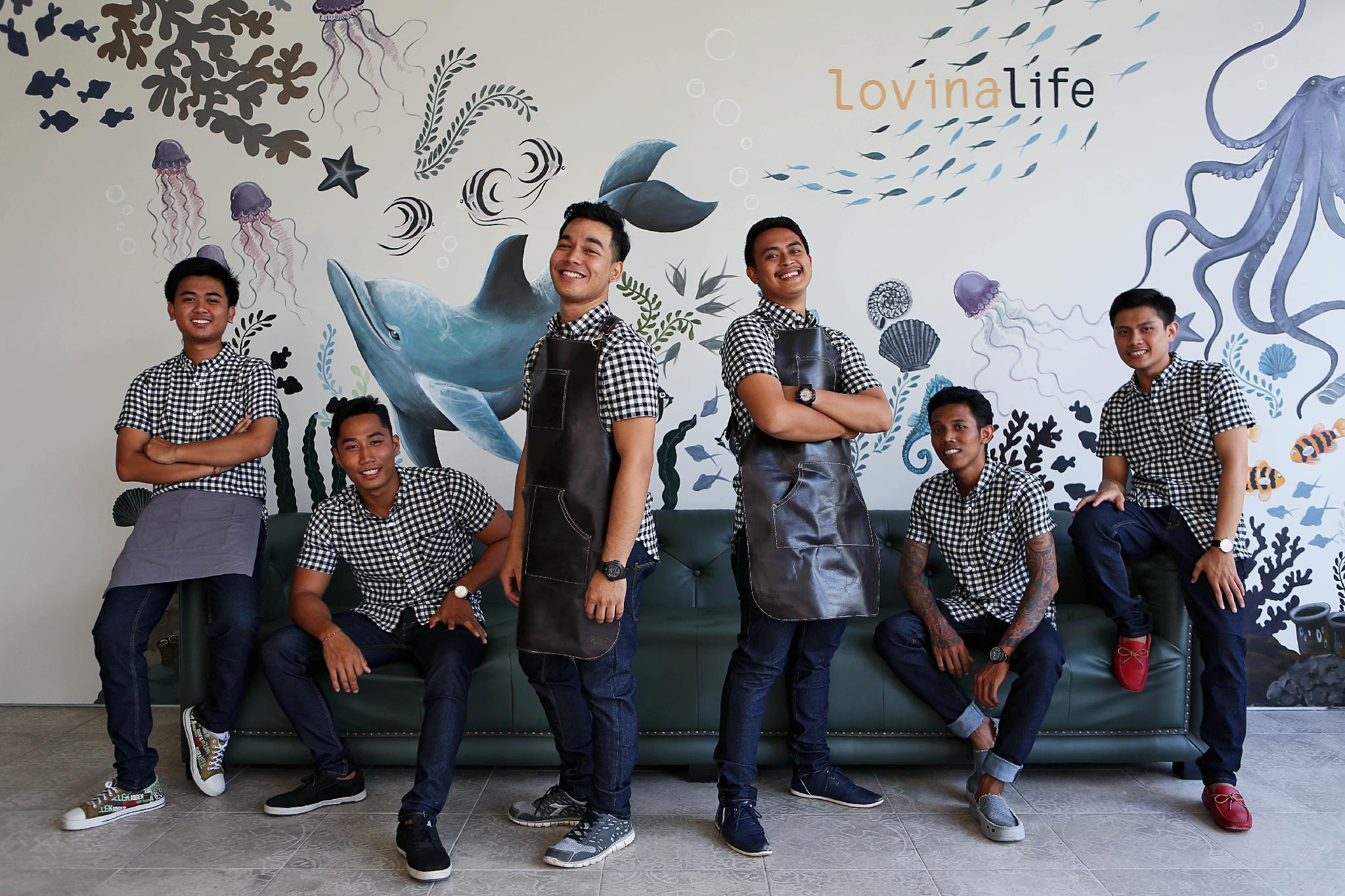 Lovina Life Room Cafe