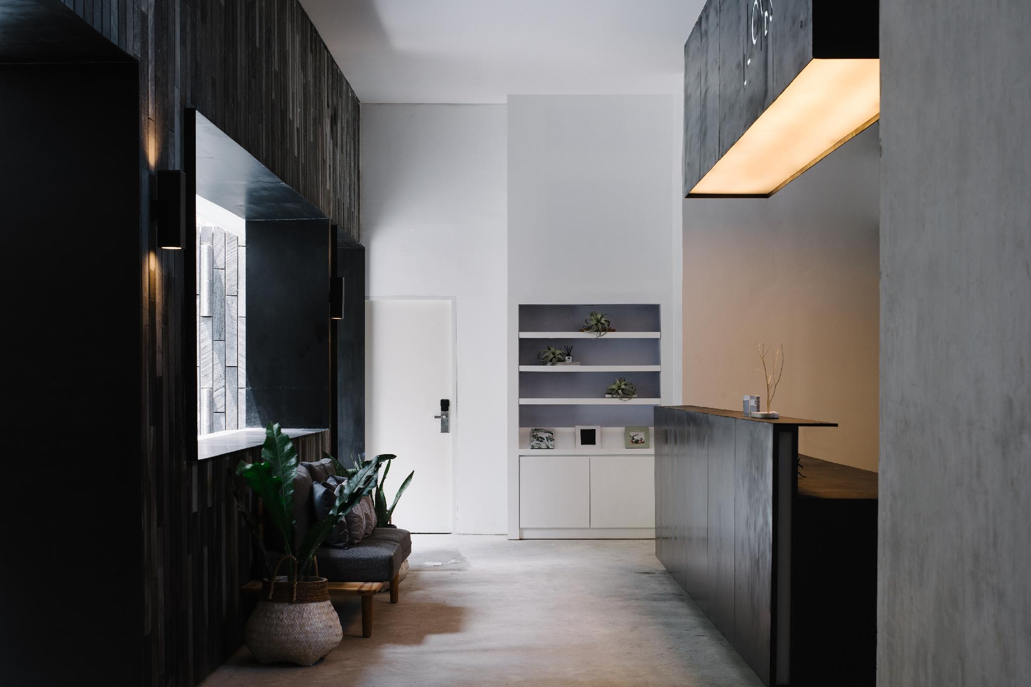 Lloyd's Inn Bali - photo