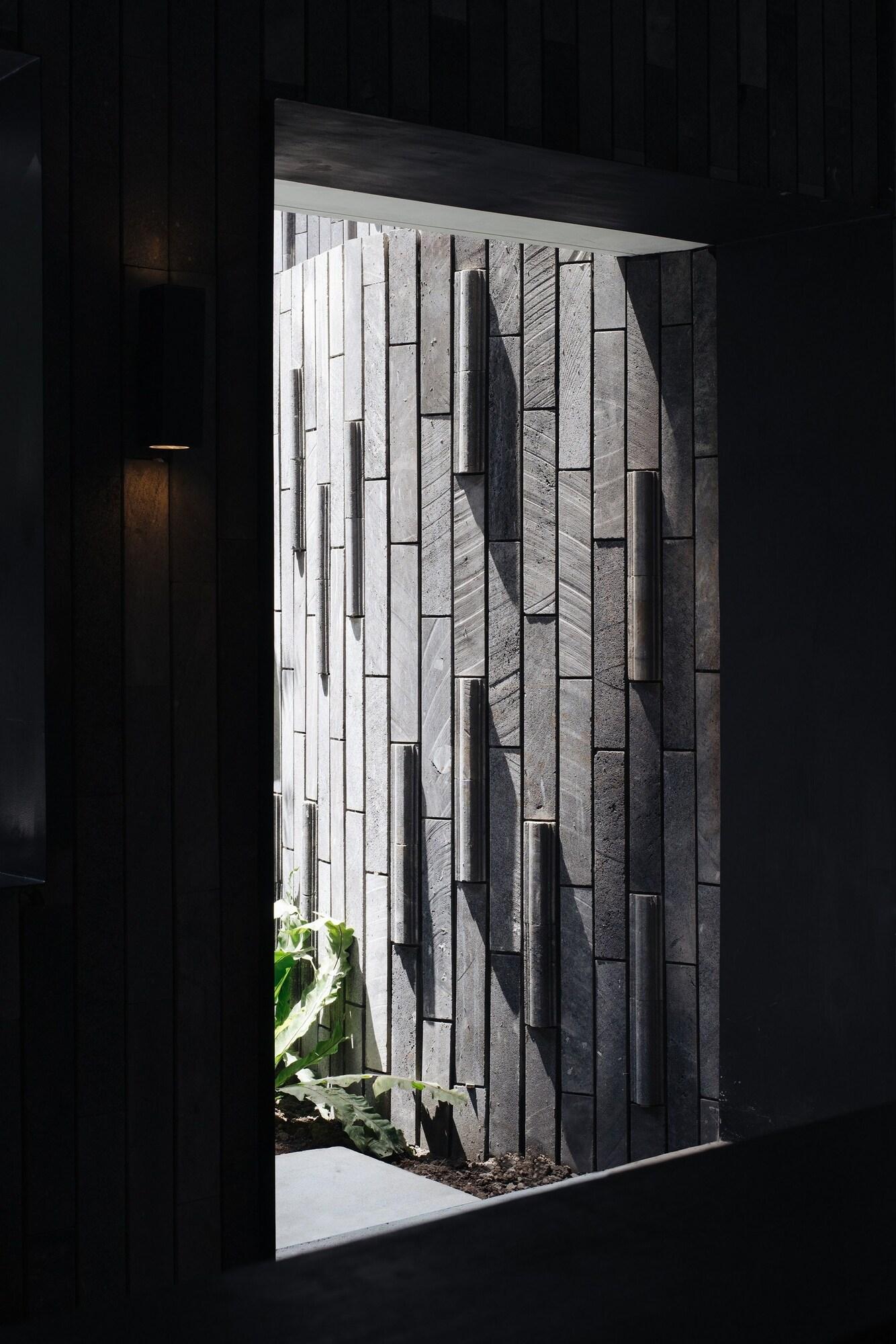 Lloyd's Inn Bali - photo