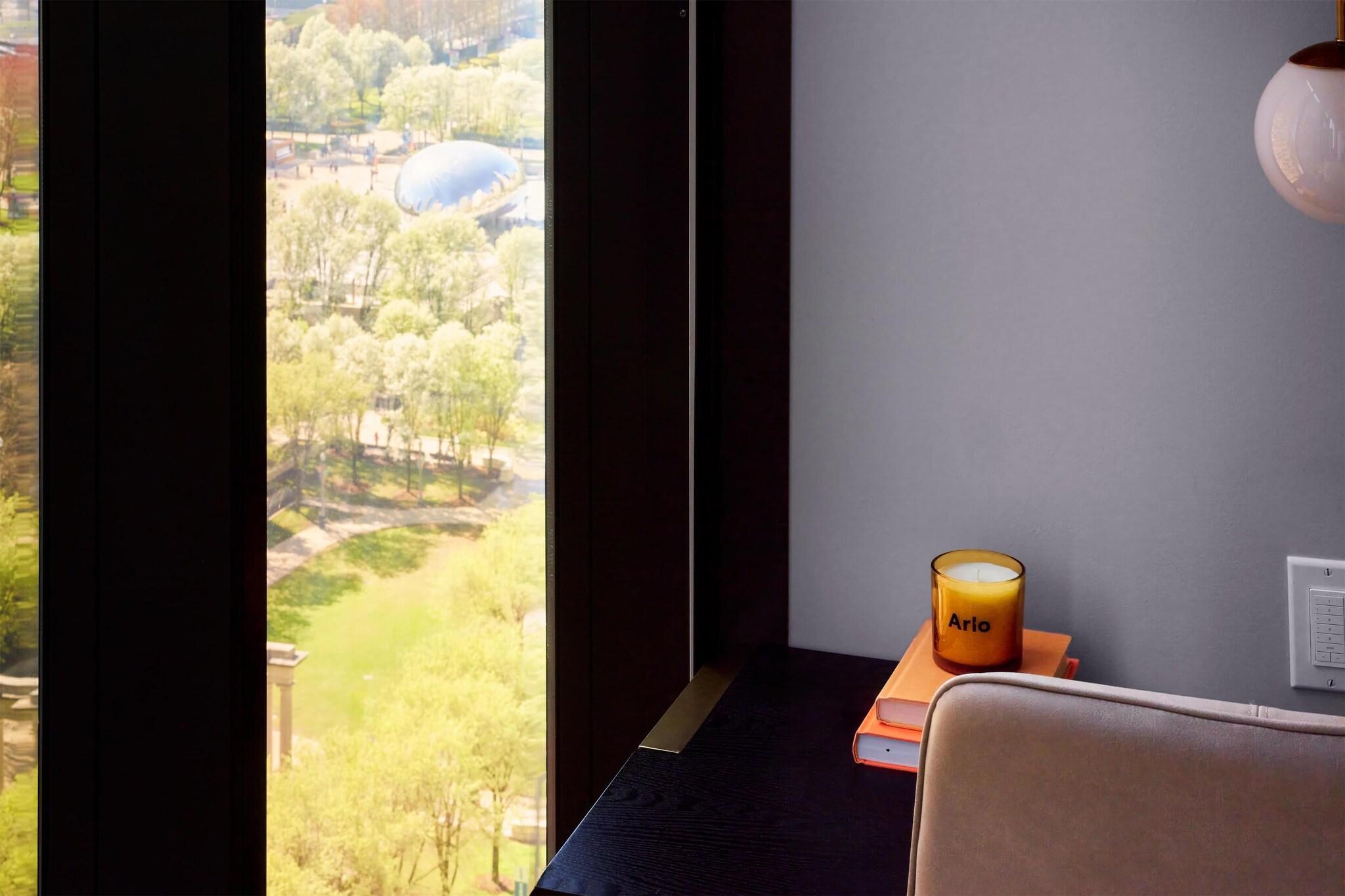 Arlo Chicago by null