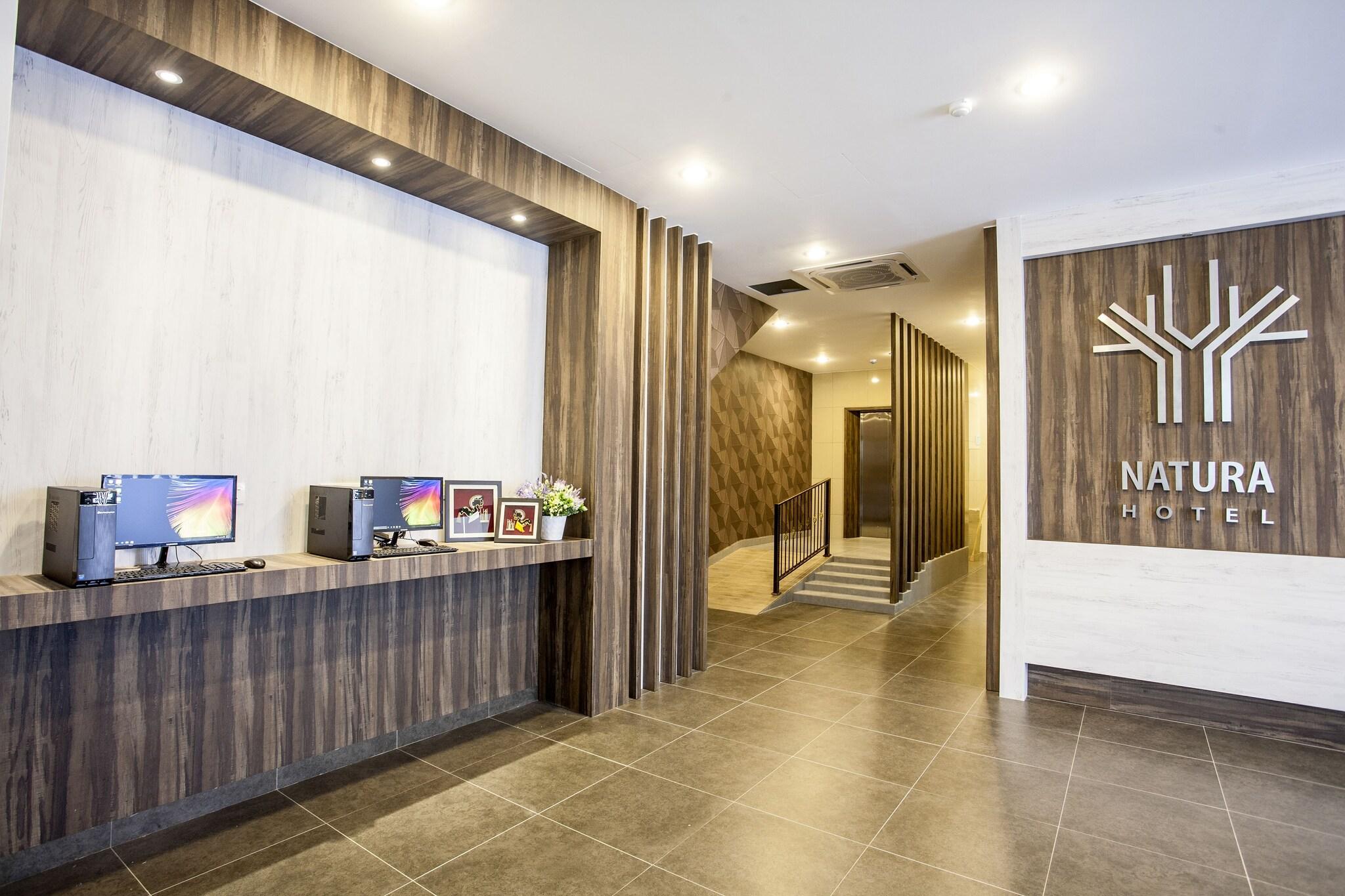 Natura Hotel