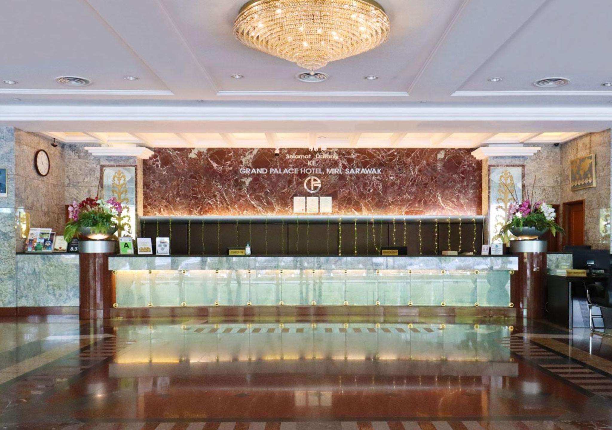 Grand Palace Hotel