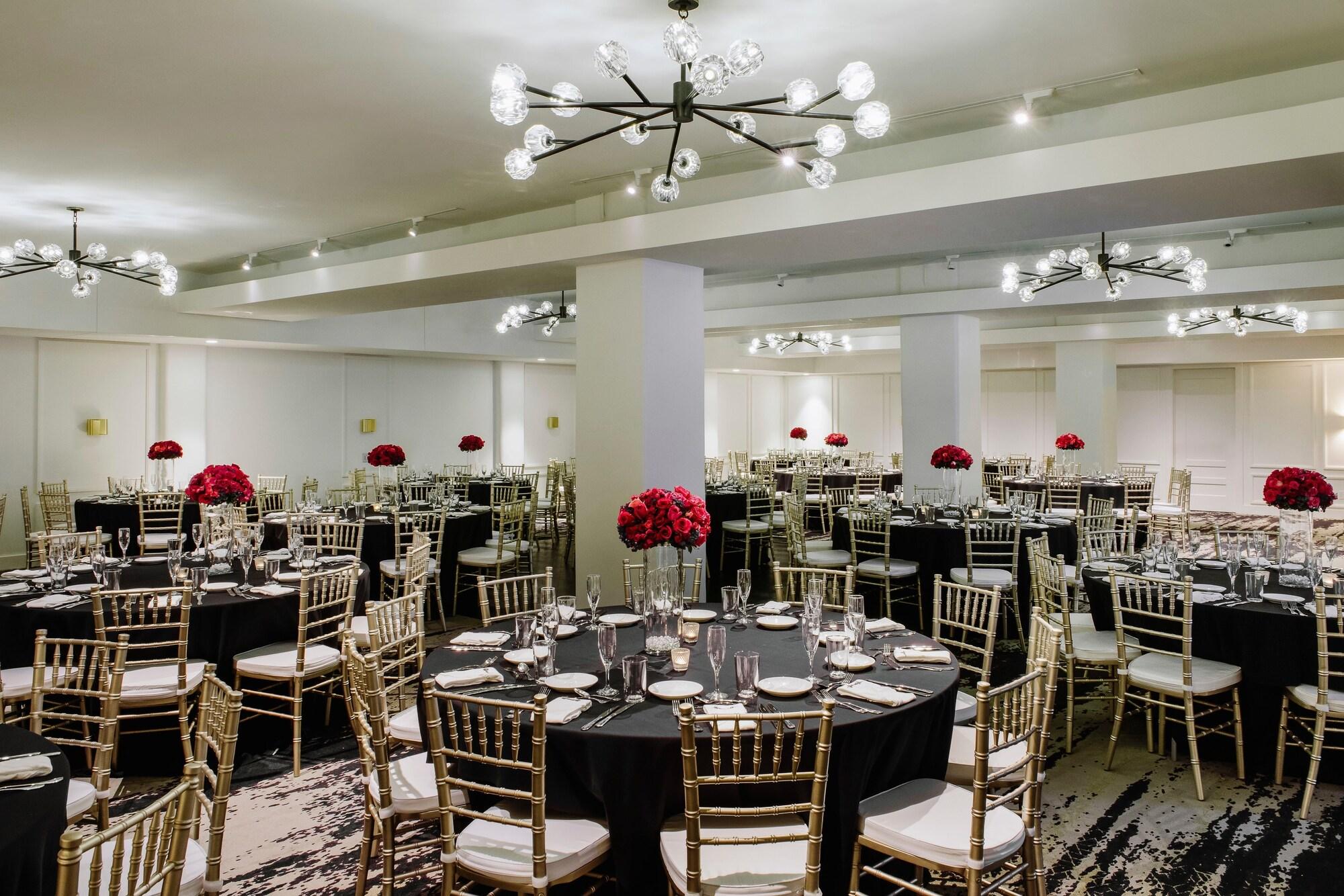 Hotel Covington by null