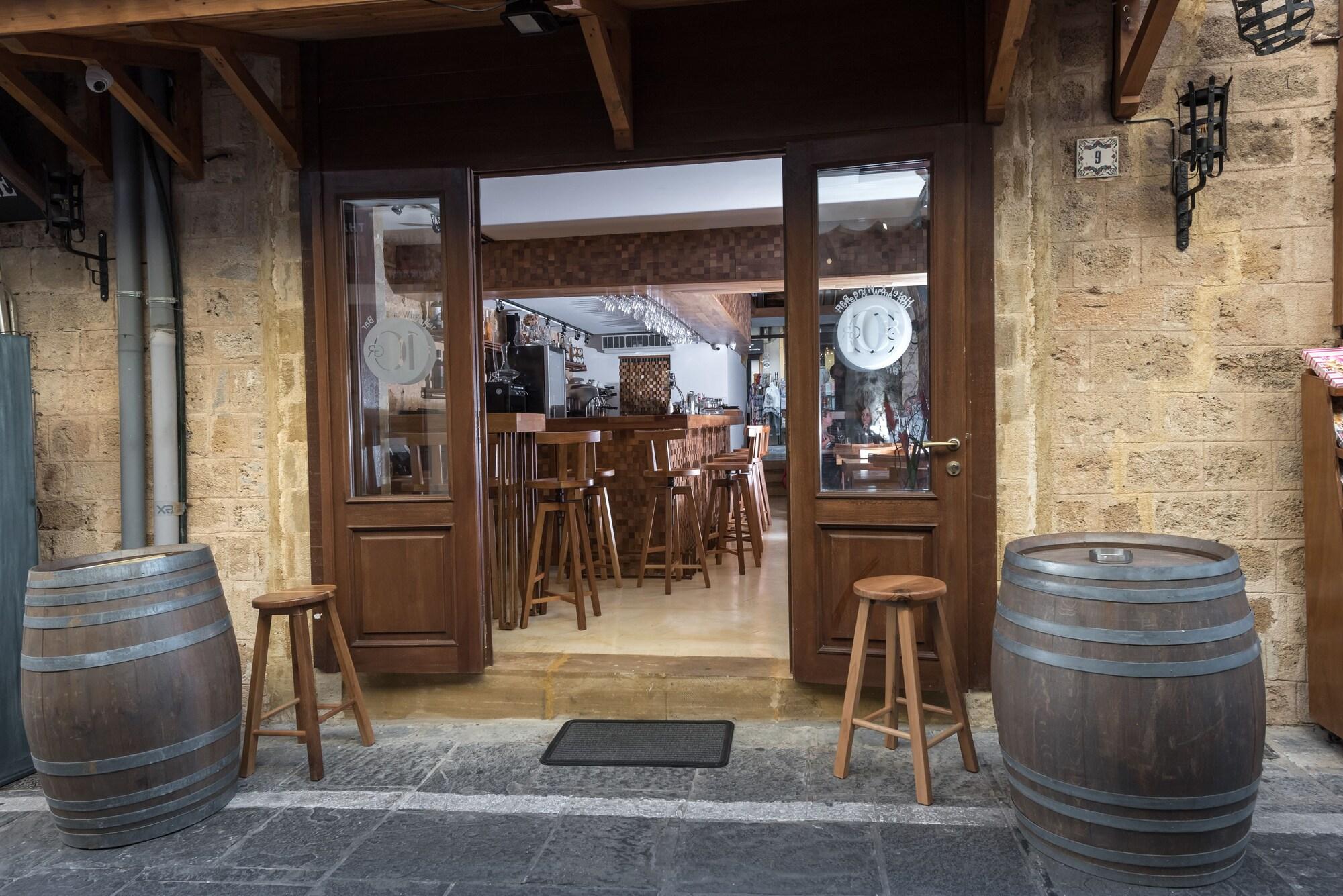 10Gr Hotel And Wine Bar Adults Only - фото