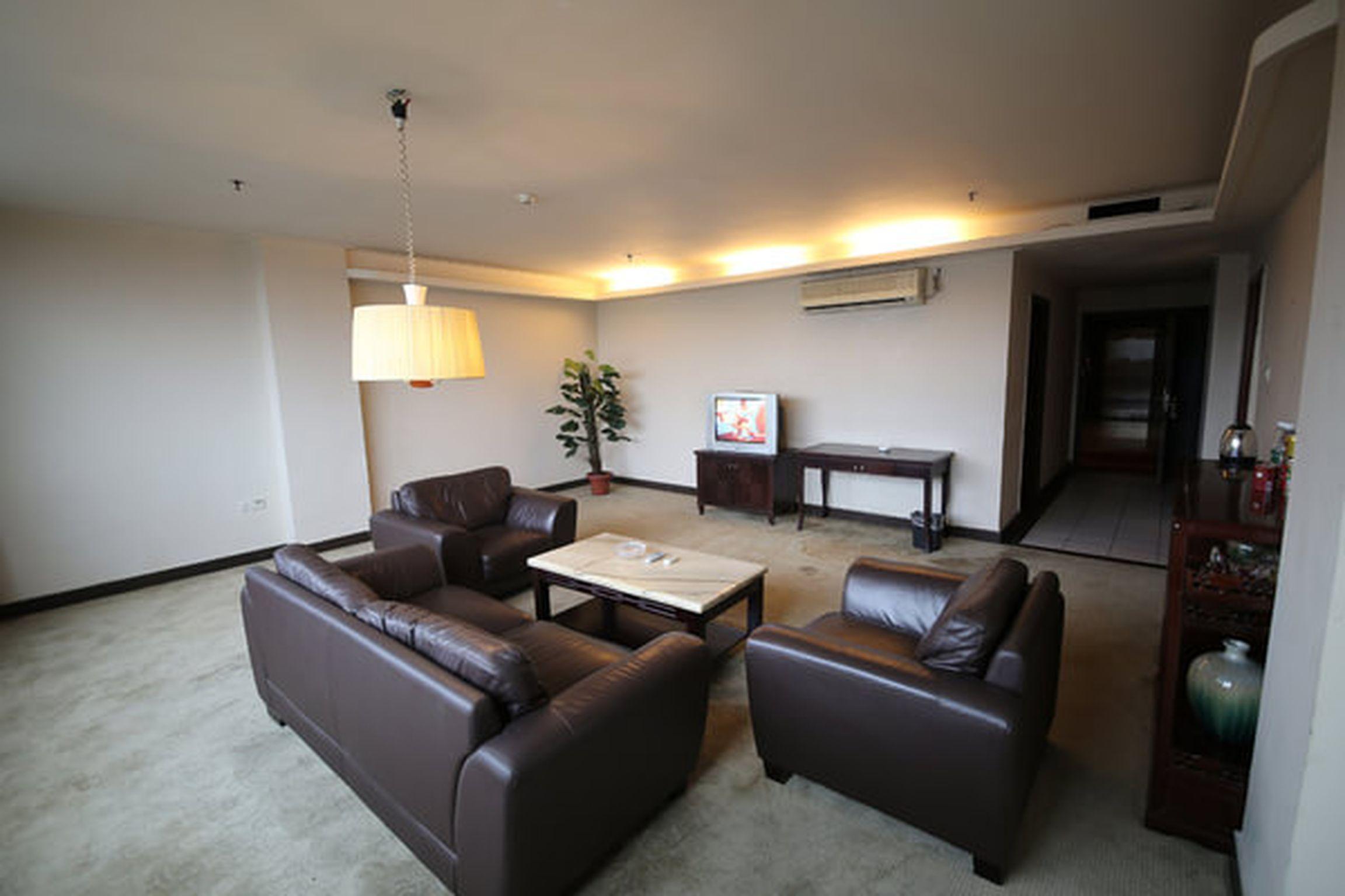 MY PLEASANT HOTEL
