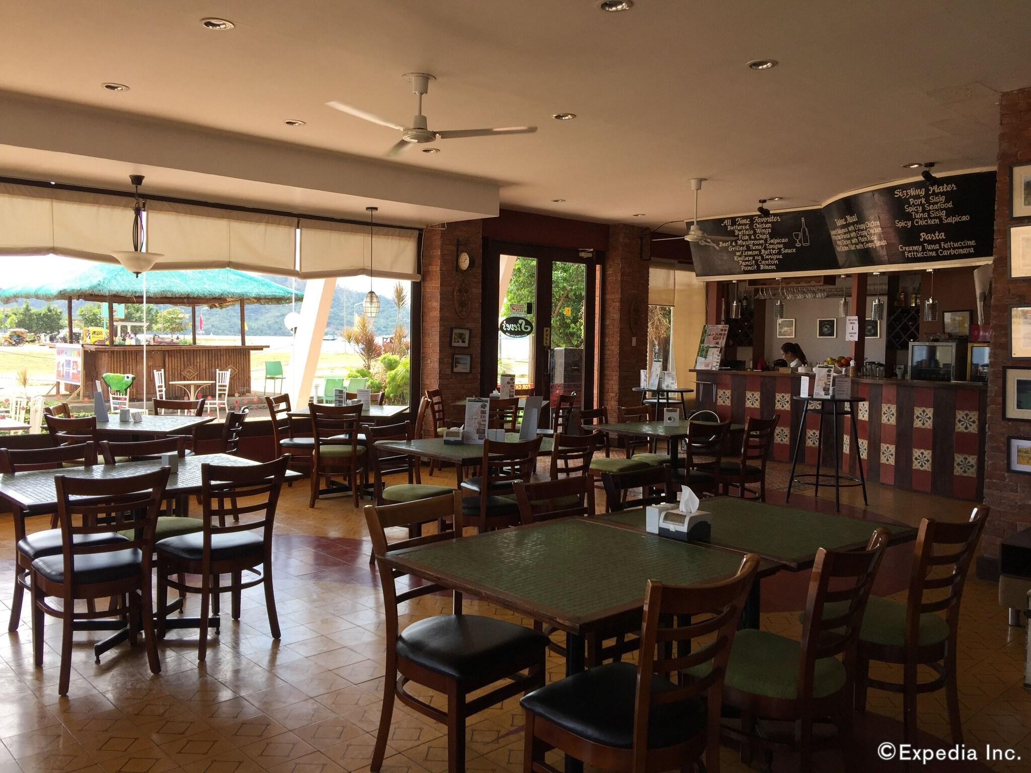 Coron Gateway Hotel and Suites