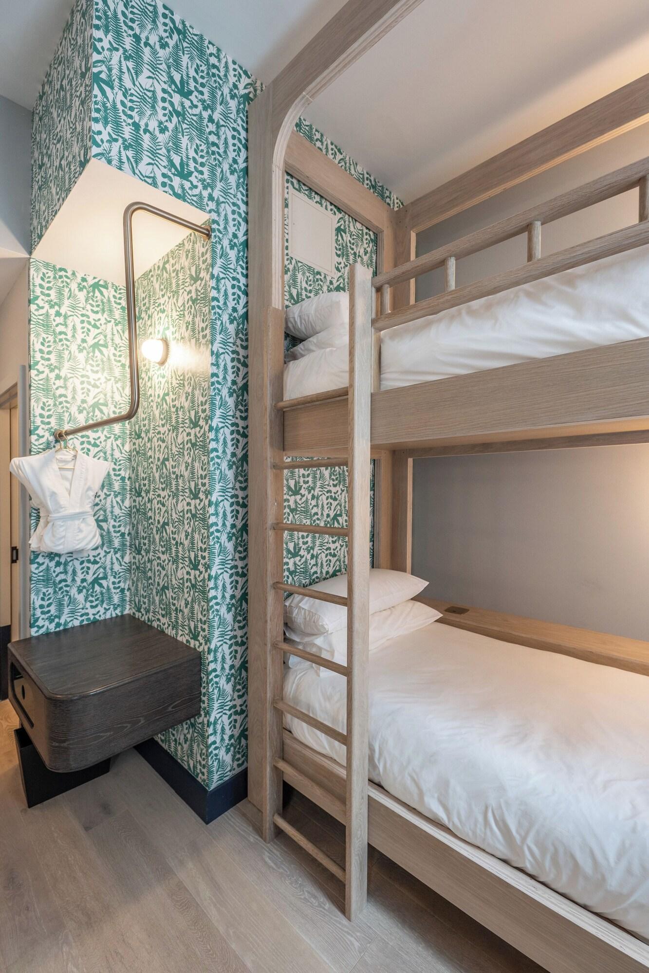 Woodlark Hotel Portland, a Tribute Portfolio Hotel by null