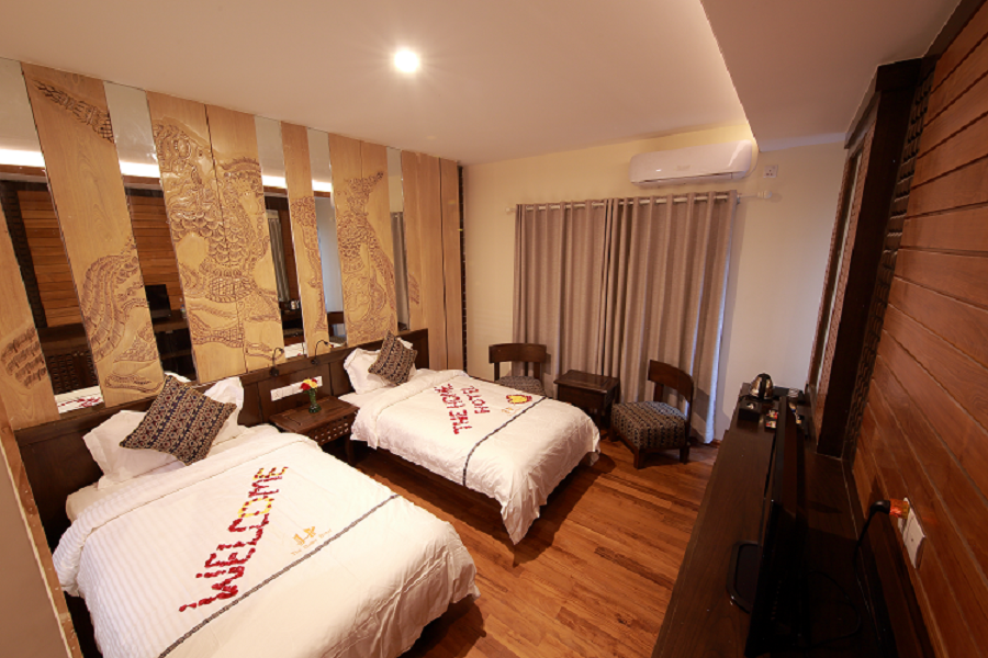 The Home Hotel by null