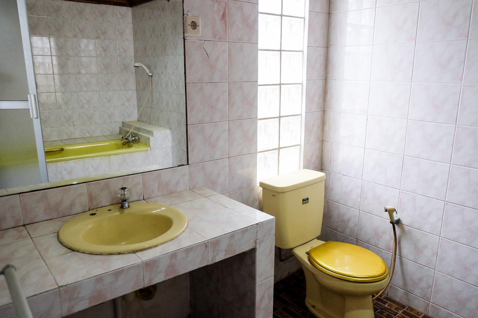 RedDoorz Plus near Jalan Baru Bogor