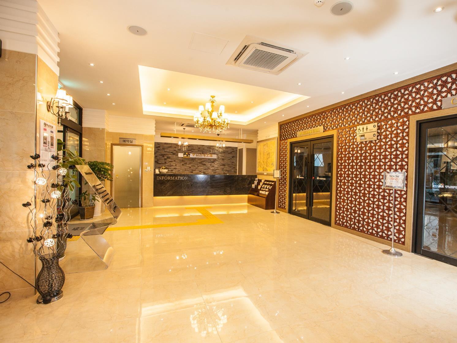 Pungnam Tourist Hotel