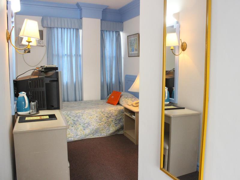 Hotel Galleria by null