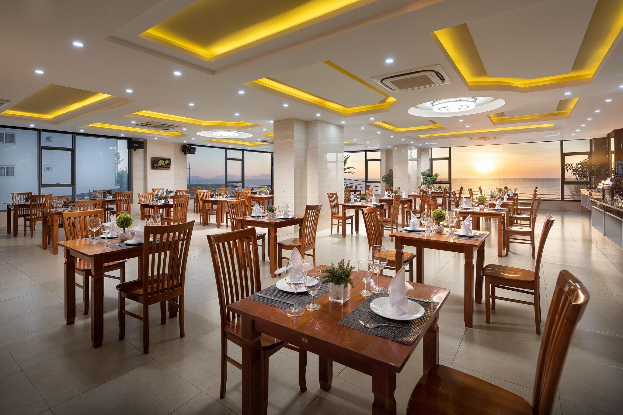 Nolis Hotel