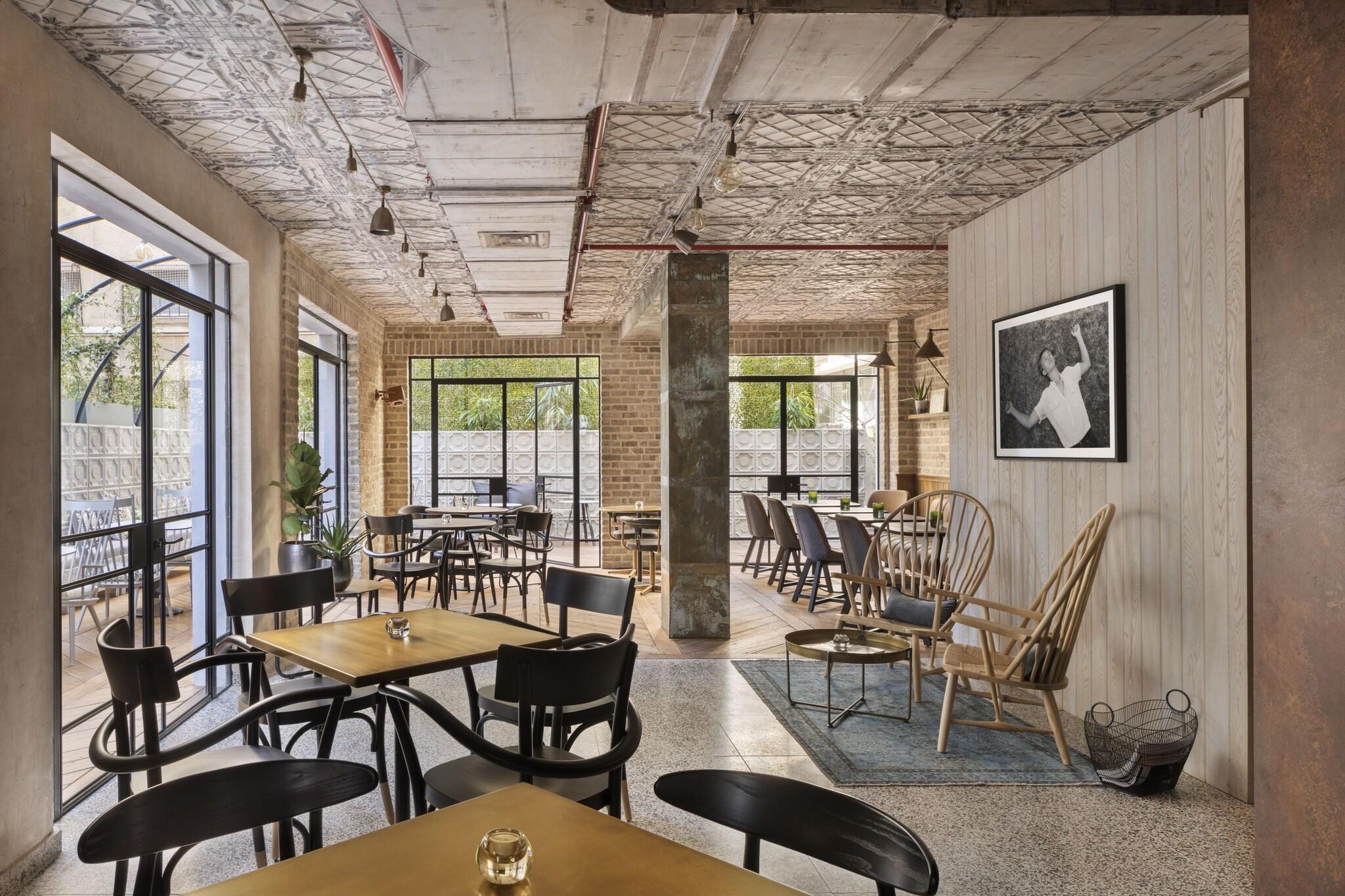 The Vera Hotel by null