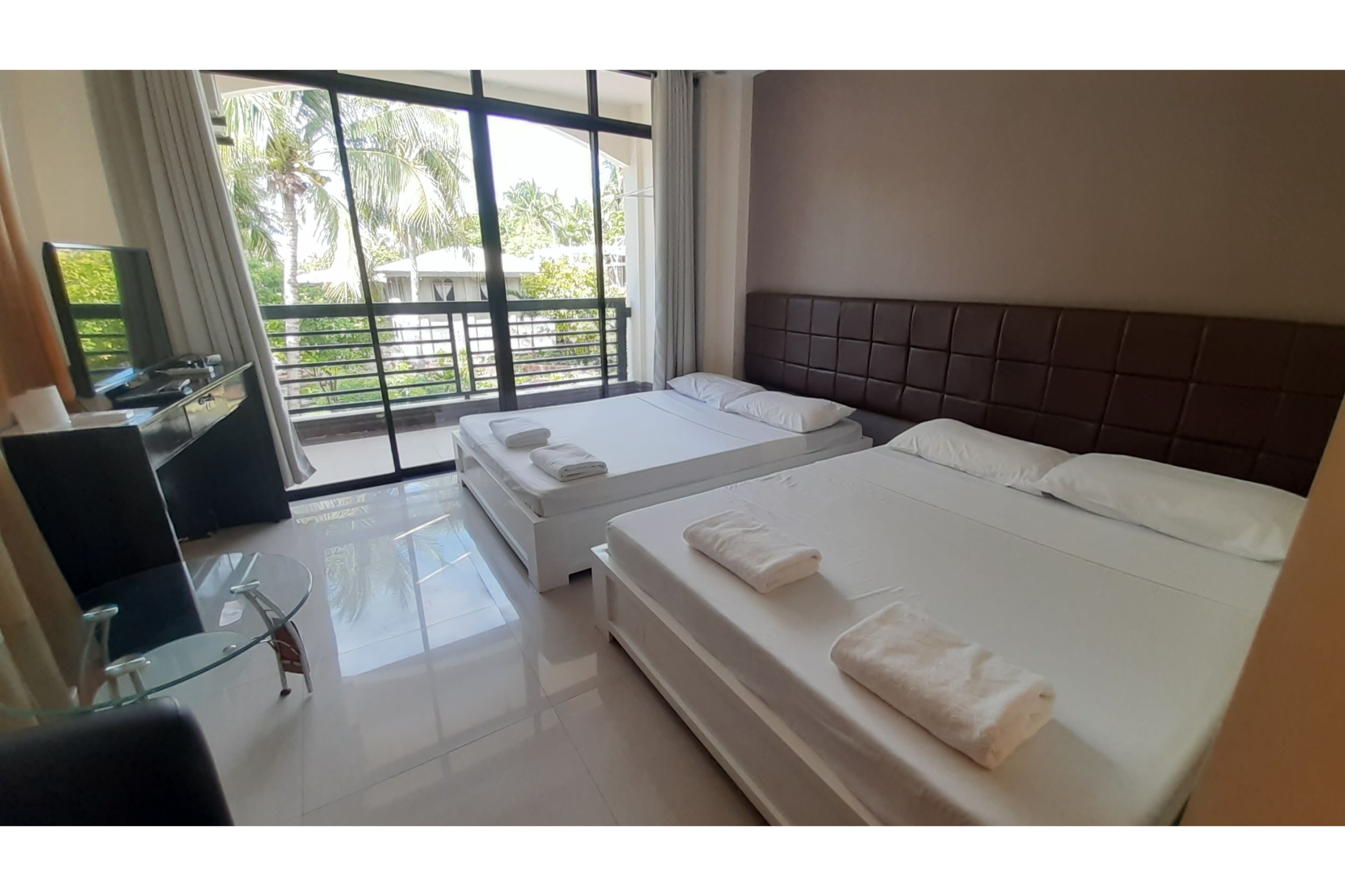OYO 514 Adelaida Pensionne Hotel
