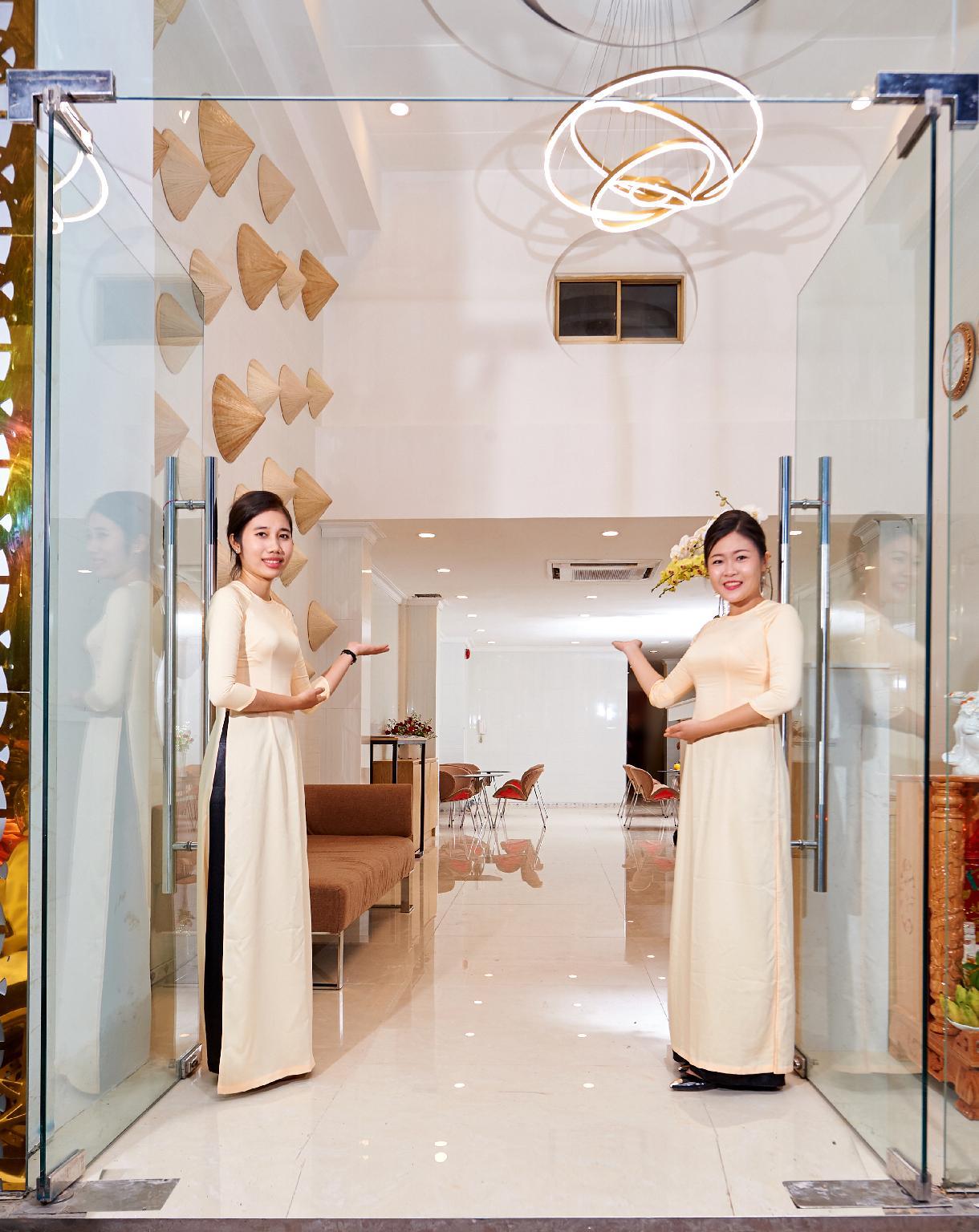 Saigon Charm Hotel
